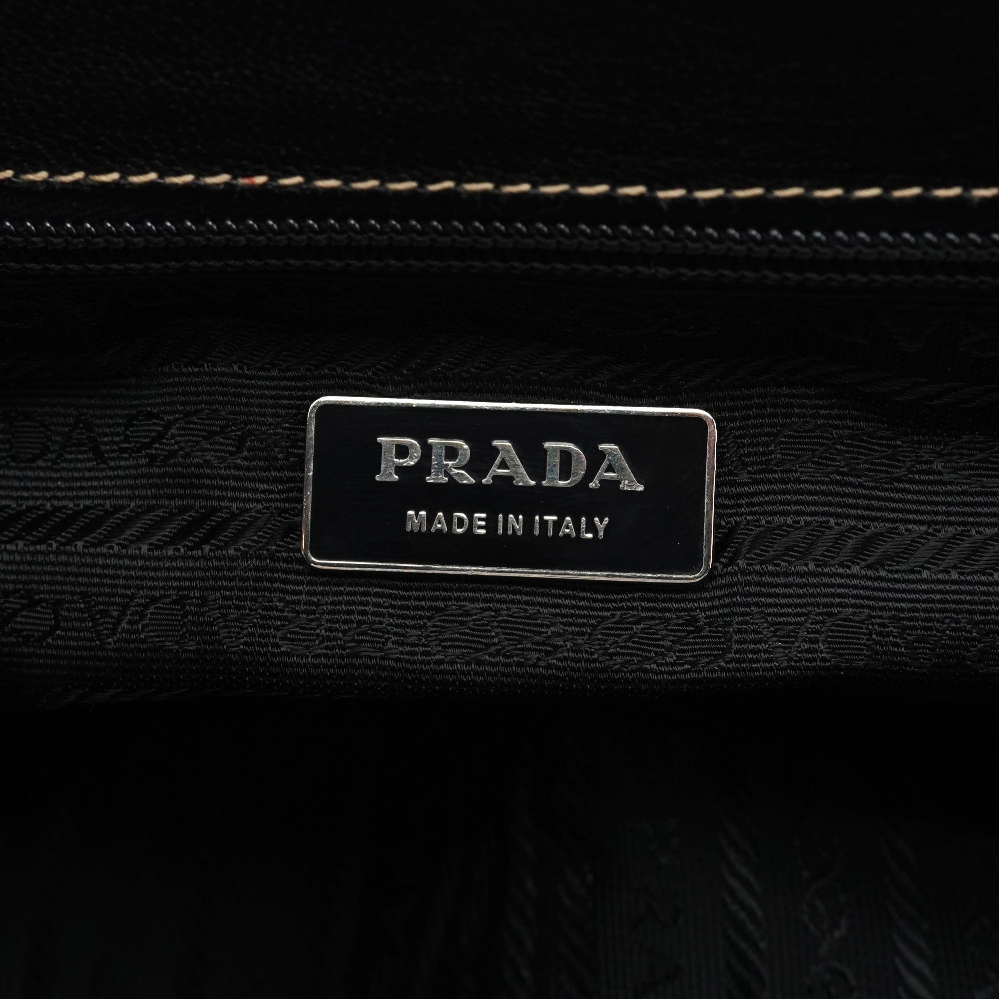 2000 Black Leather Keylock Clutch Top Handle Bag