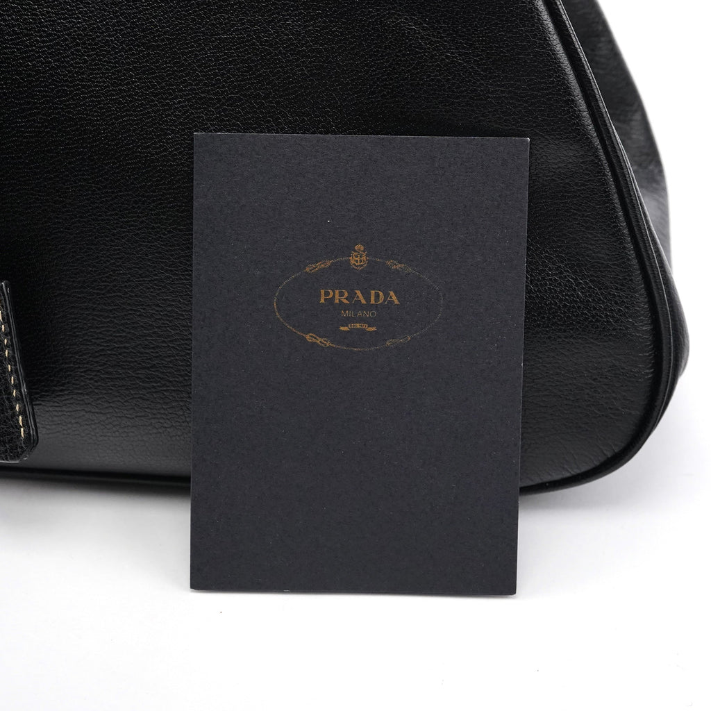 2000 Black Leather Keylock Clutch Top Handle Bag