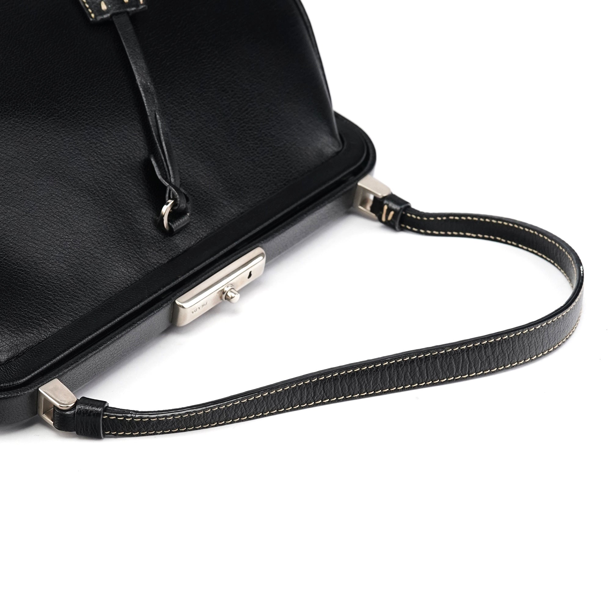 2000 Black Leather Keylock Clutch Top Handle Bag