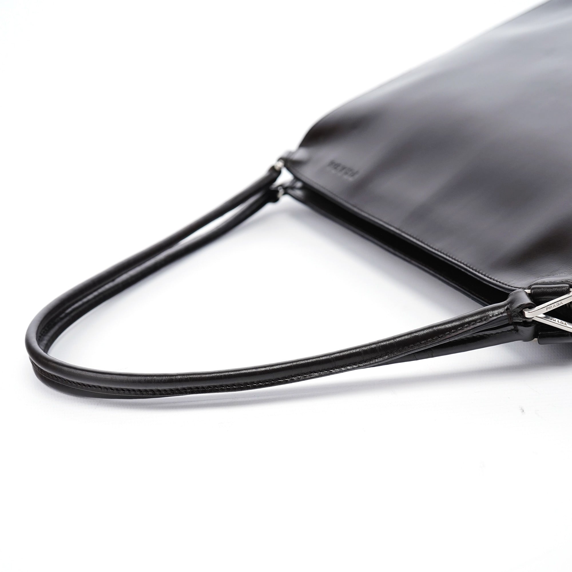 B11025 Brown Vitello Chic Shoulder Bag