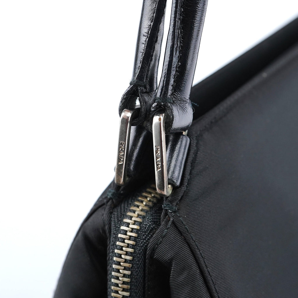 B11093 Black Tessuto Chic Shoulder Bag