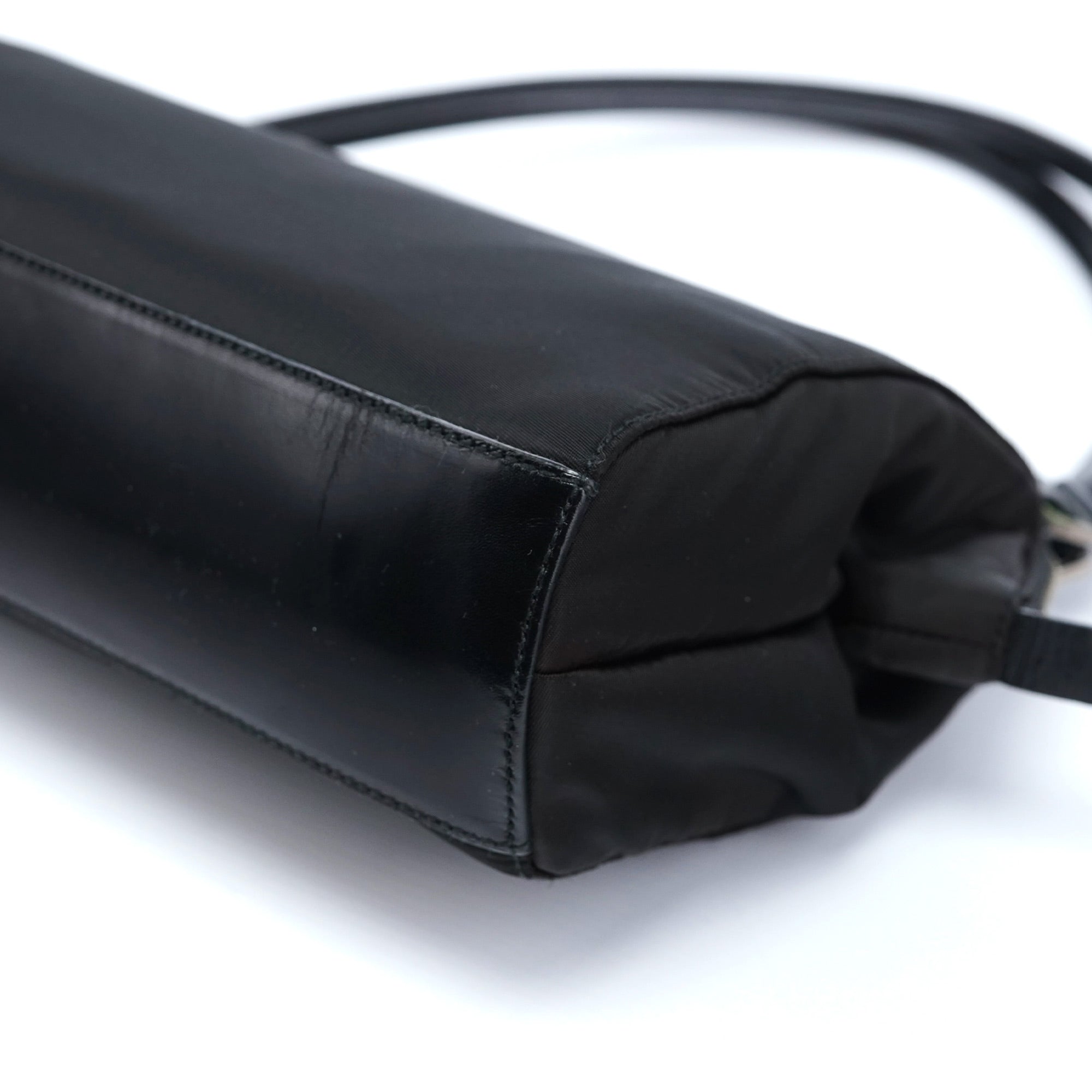 B11093 Black Tessuto Chic Shoulder Bag