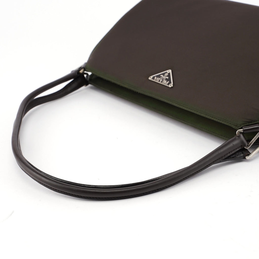 B11095 Green Tessuto Chic Shoulder Bag