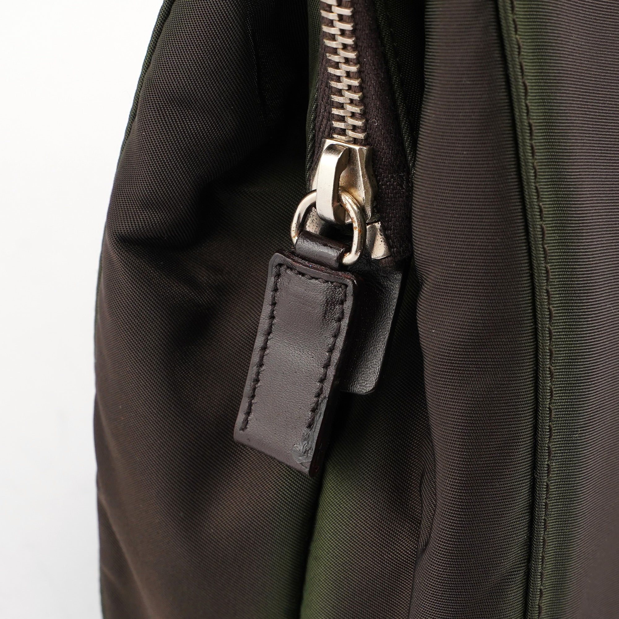 B11095 Green Tessuto Chic Shoulder Bag