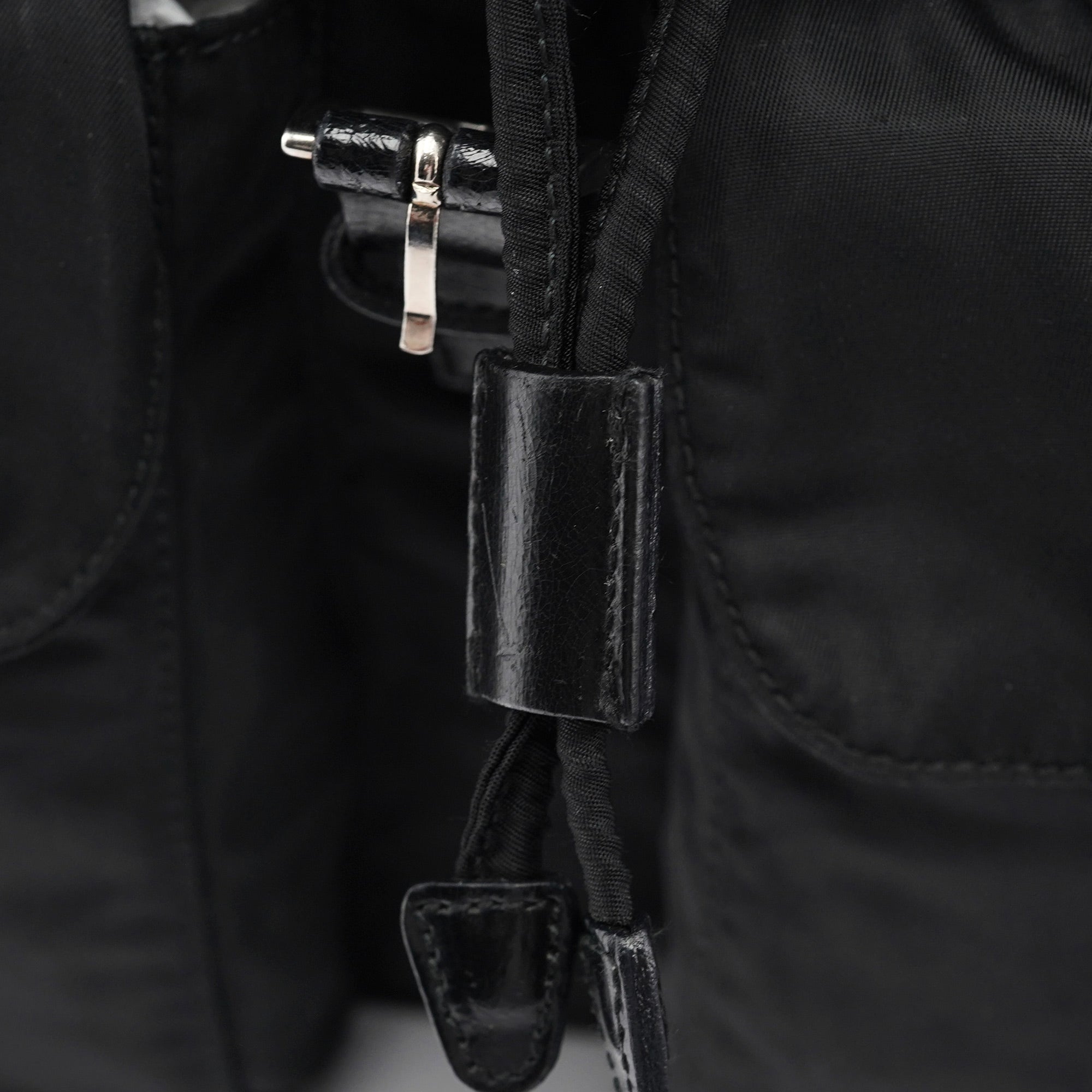 B2811 Black Tessuto Vela Backpack