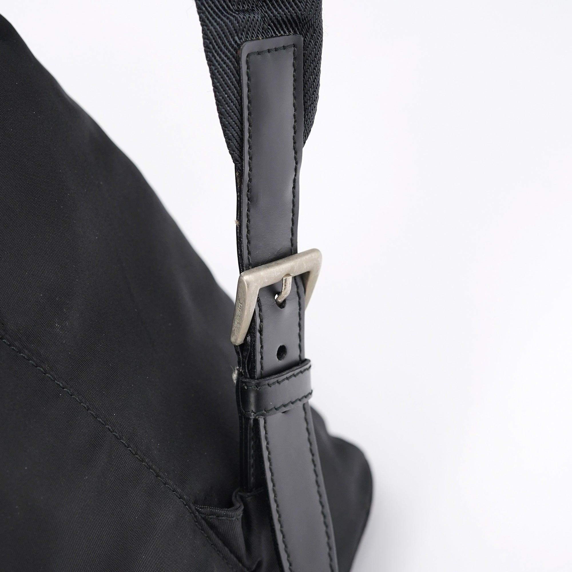 B2811 Black Tessuto Vela Backpack