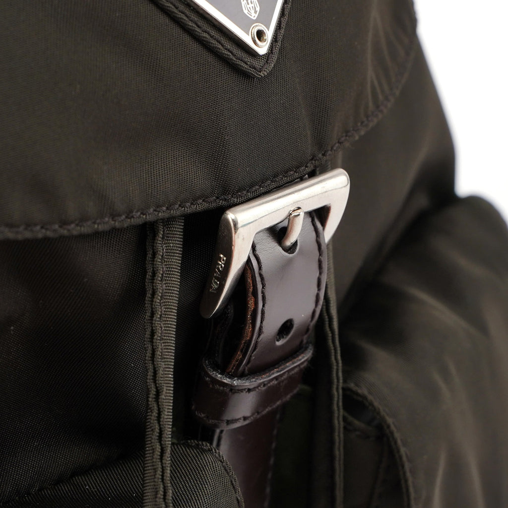 B2811 Green Tessuto Vela Backpack