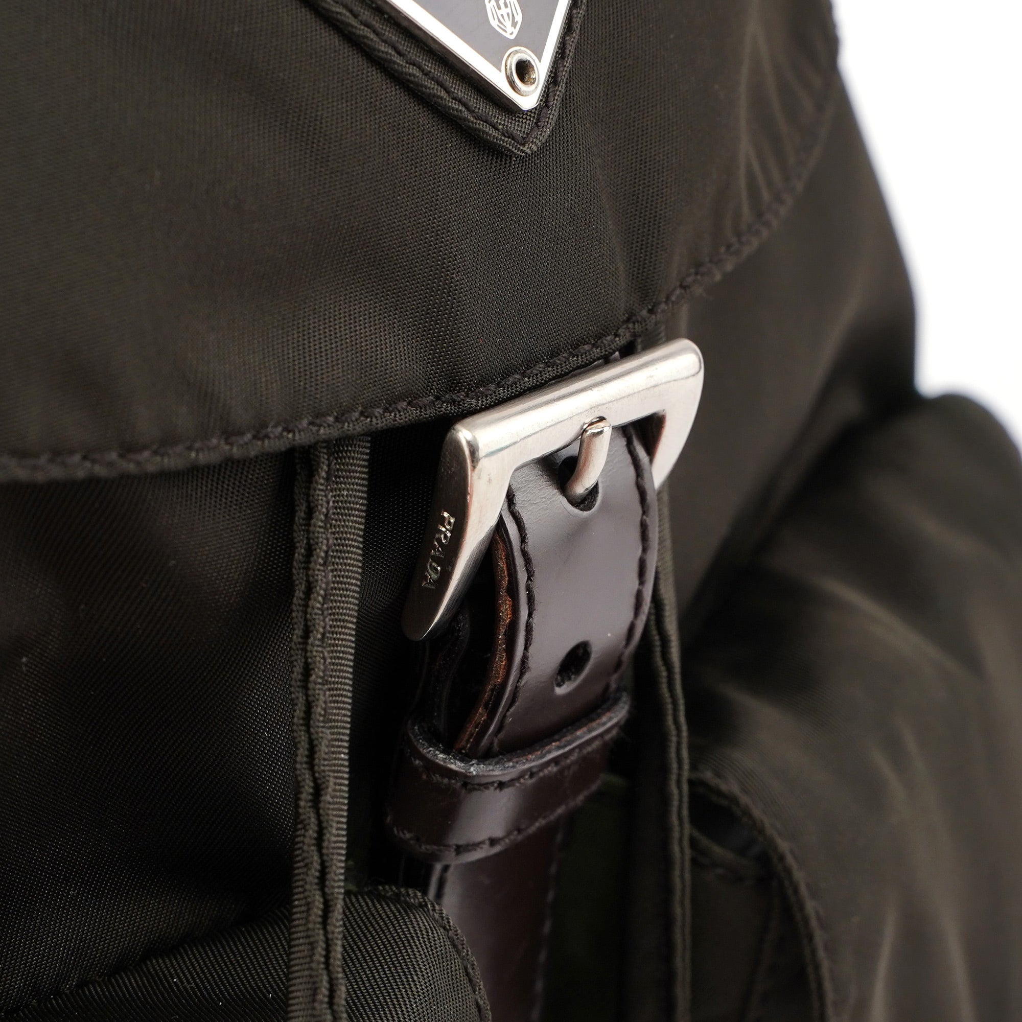 B2811 Green Tessuto Vela Backpack