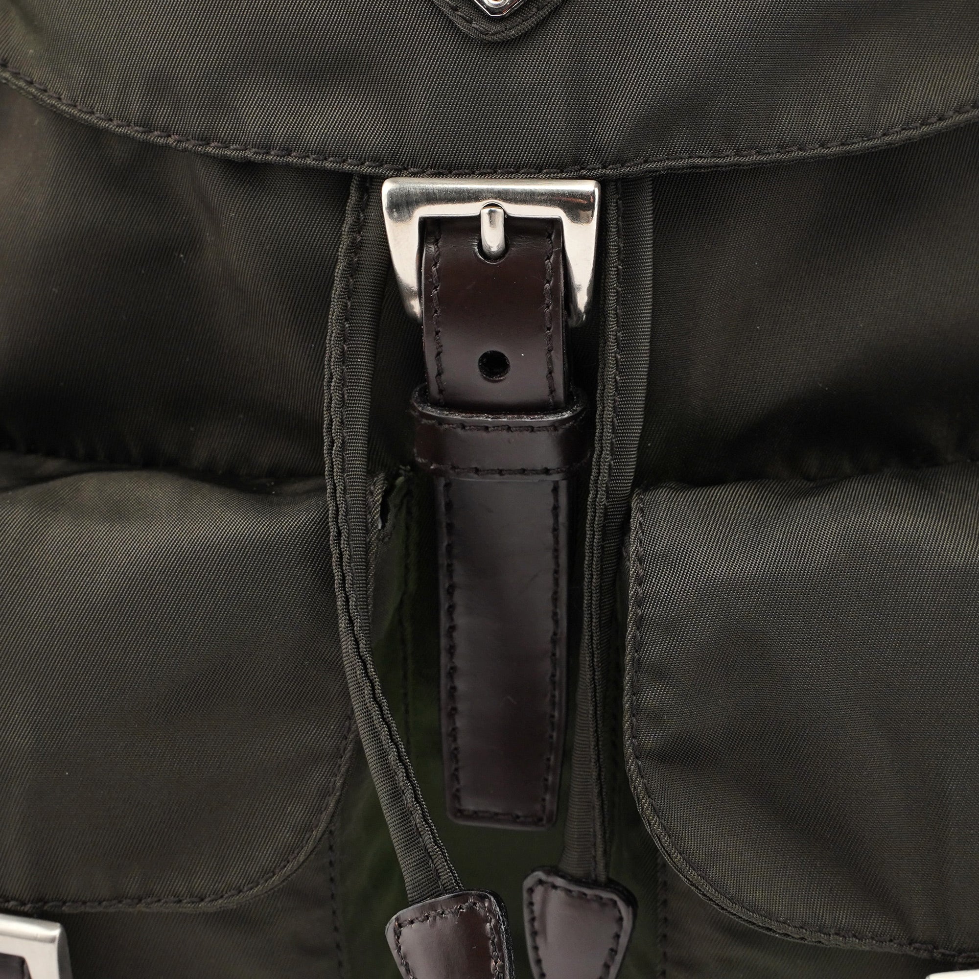 B2811 Green Tessuto Vela Backpack