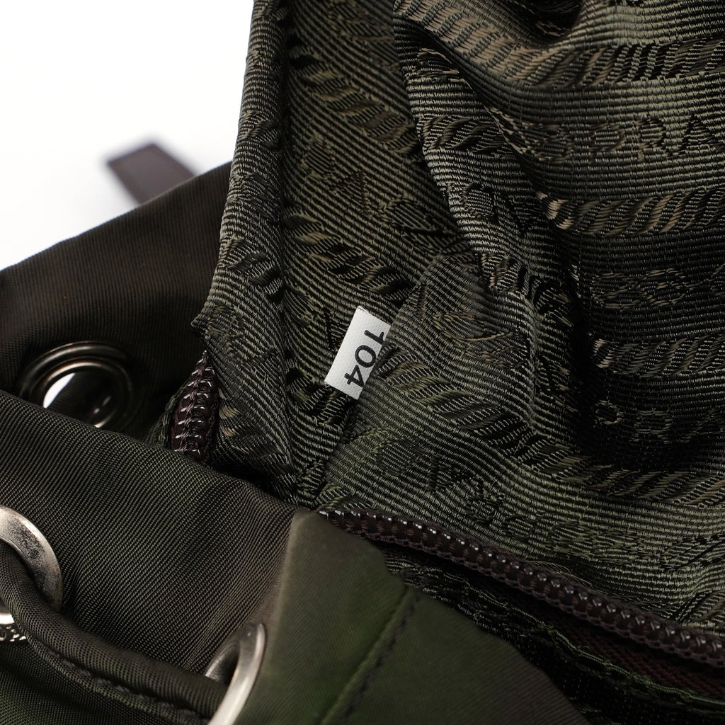 B2811 Green Tessuto Vela Backpack