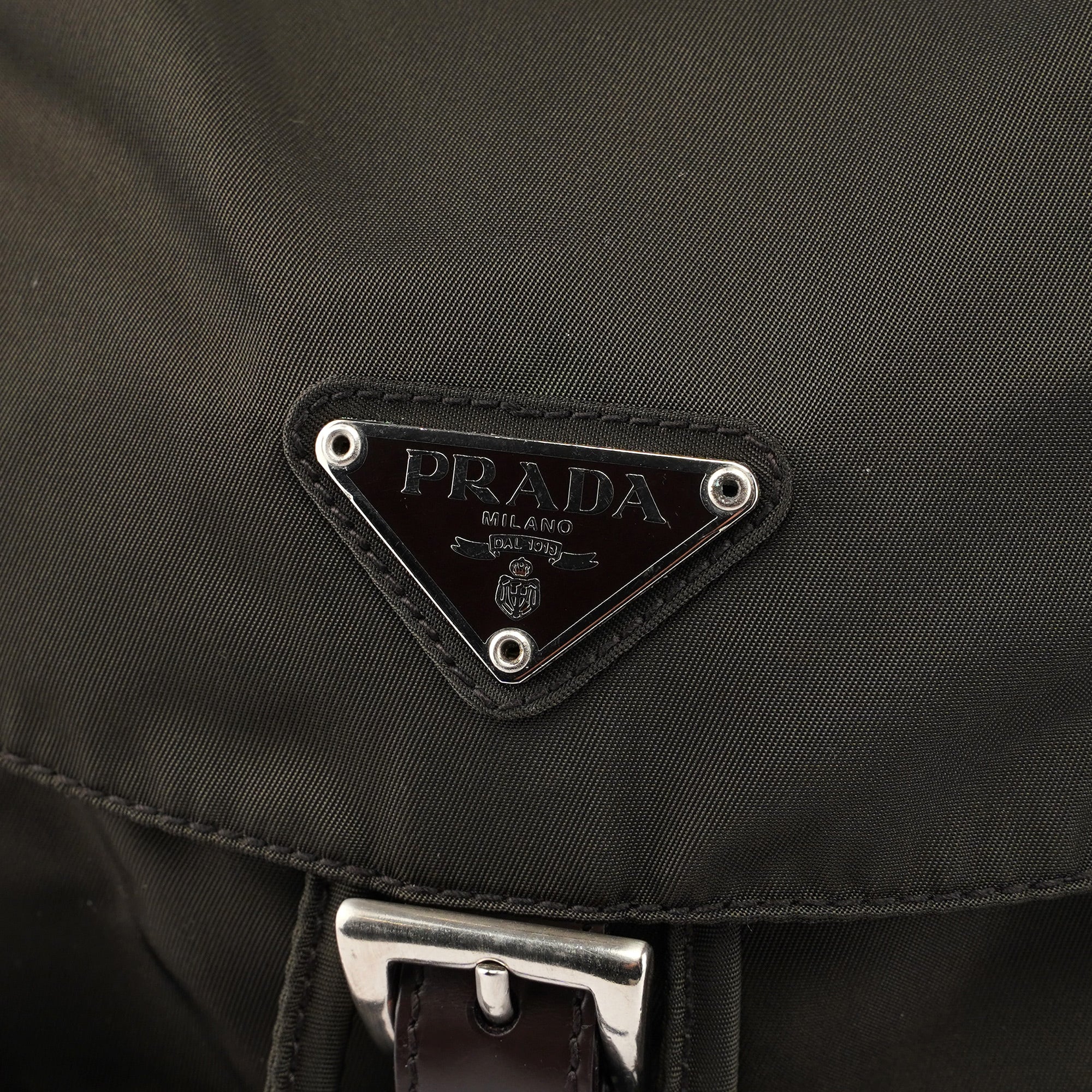 B2811 Green Tessuto Vela Backpack