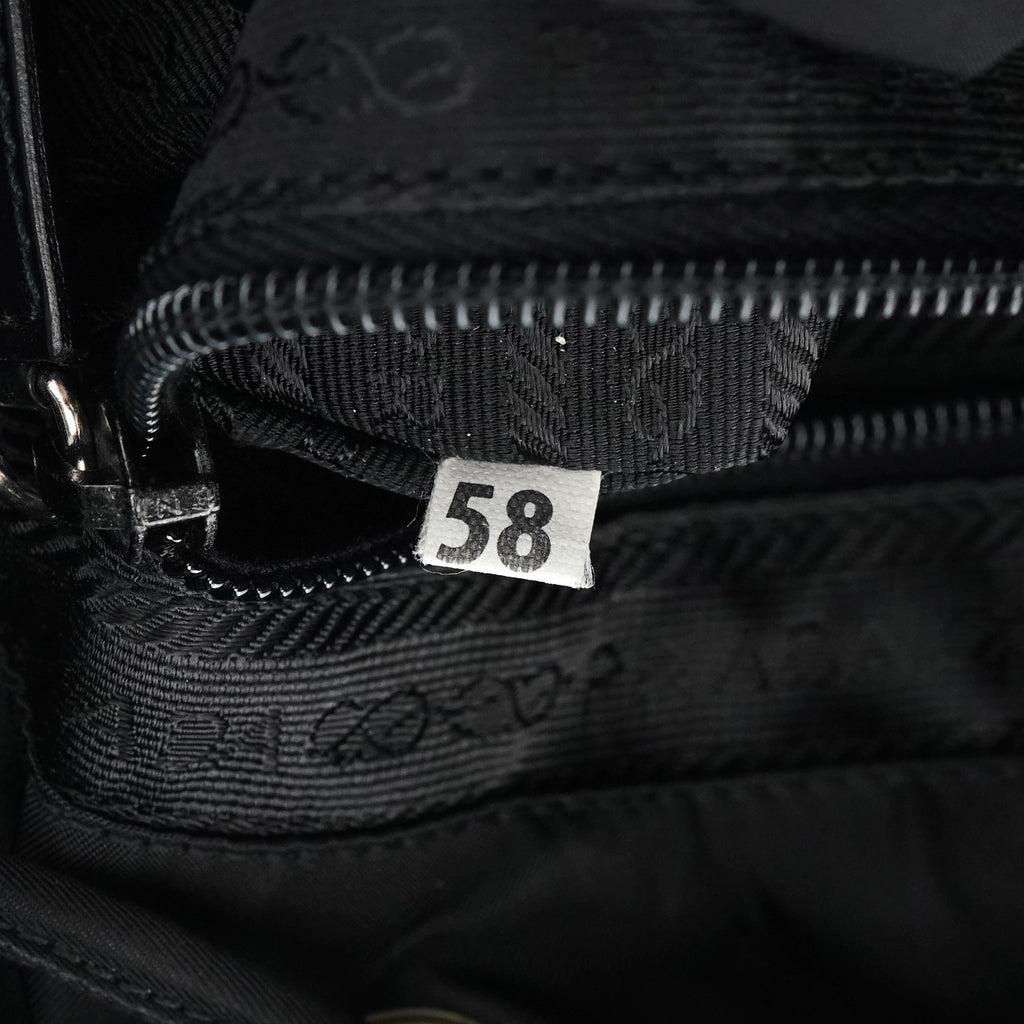 B4650 Black Tessuto Vela Backpack