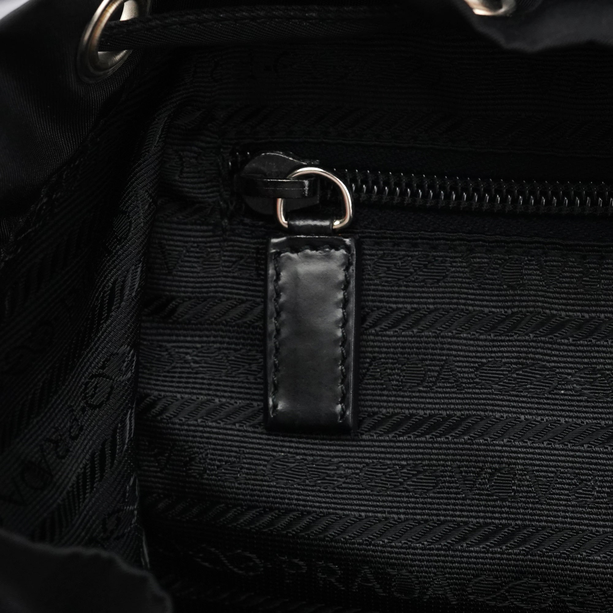 B4650 Black Tessuto Vela Backpack