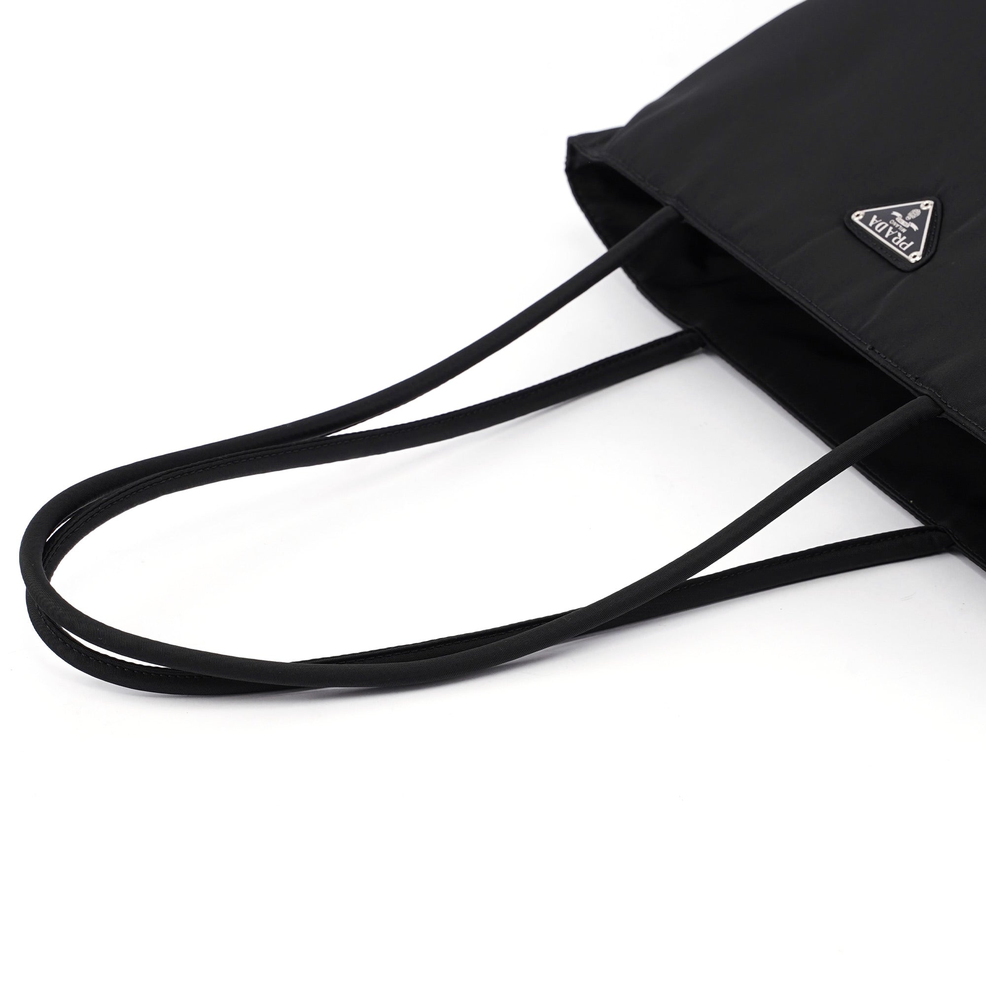 B4681 Black Tessuto City Tote