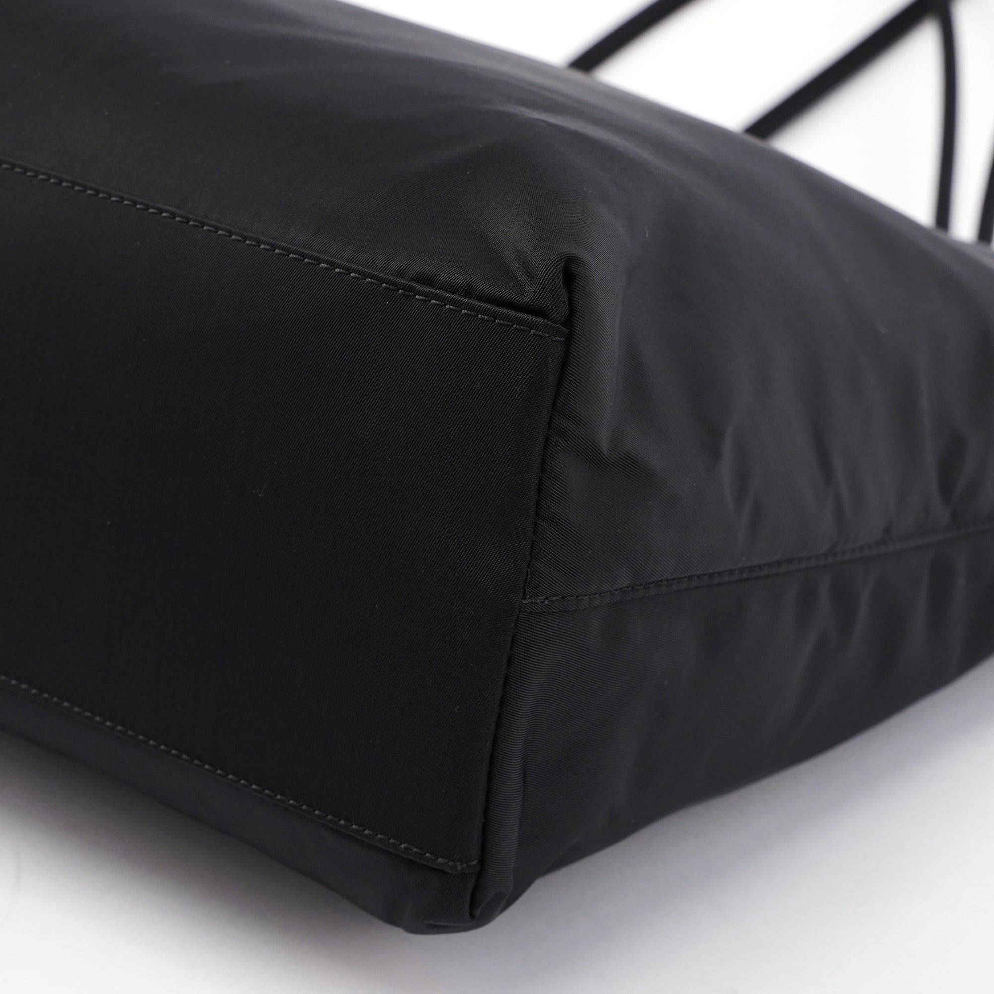 B4681 Black Tessuto City Tote
