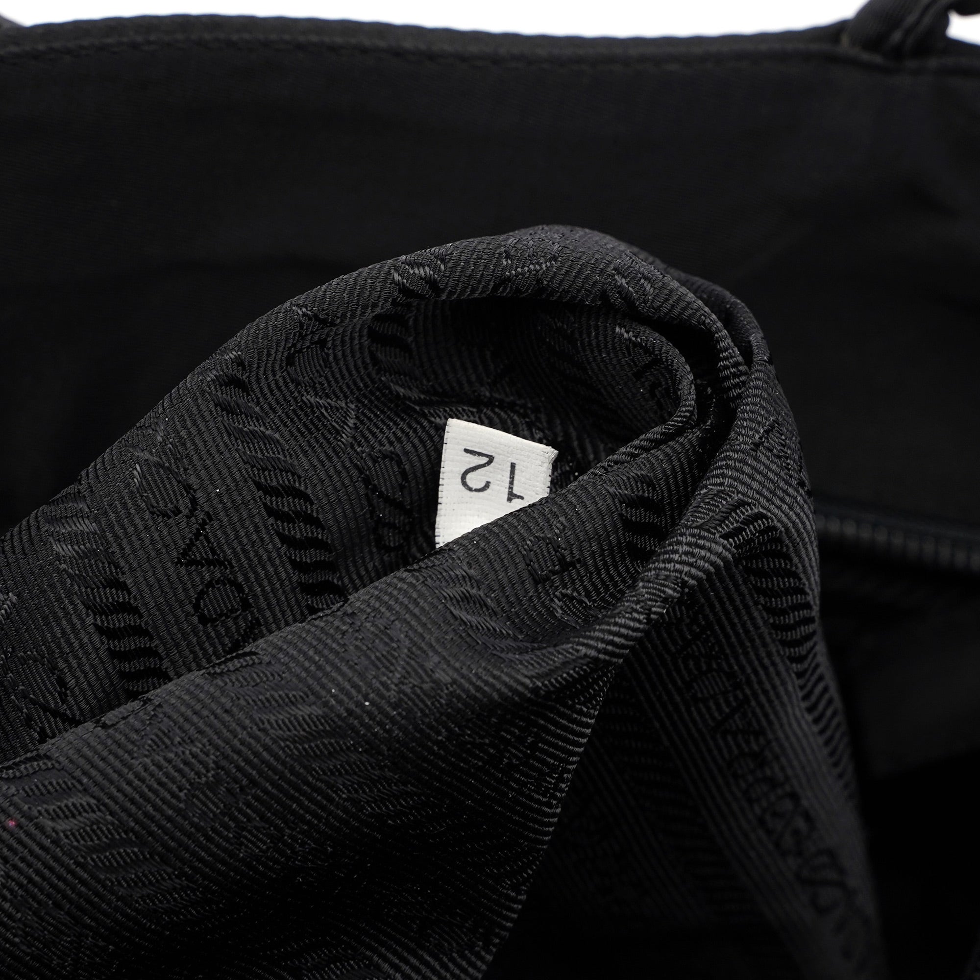 B4681 Black Tessuto City Tote Bag