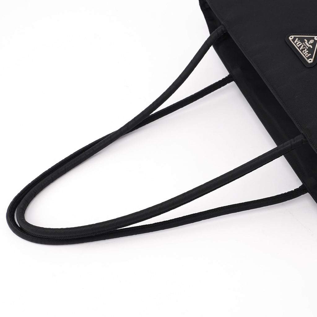 B4681 Large Black Tessuto City Tote Bag