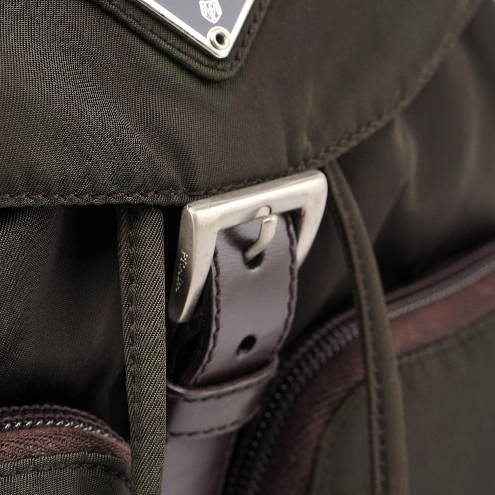 B5885 Green Tessuto Vela Backpack