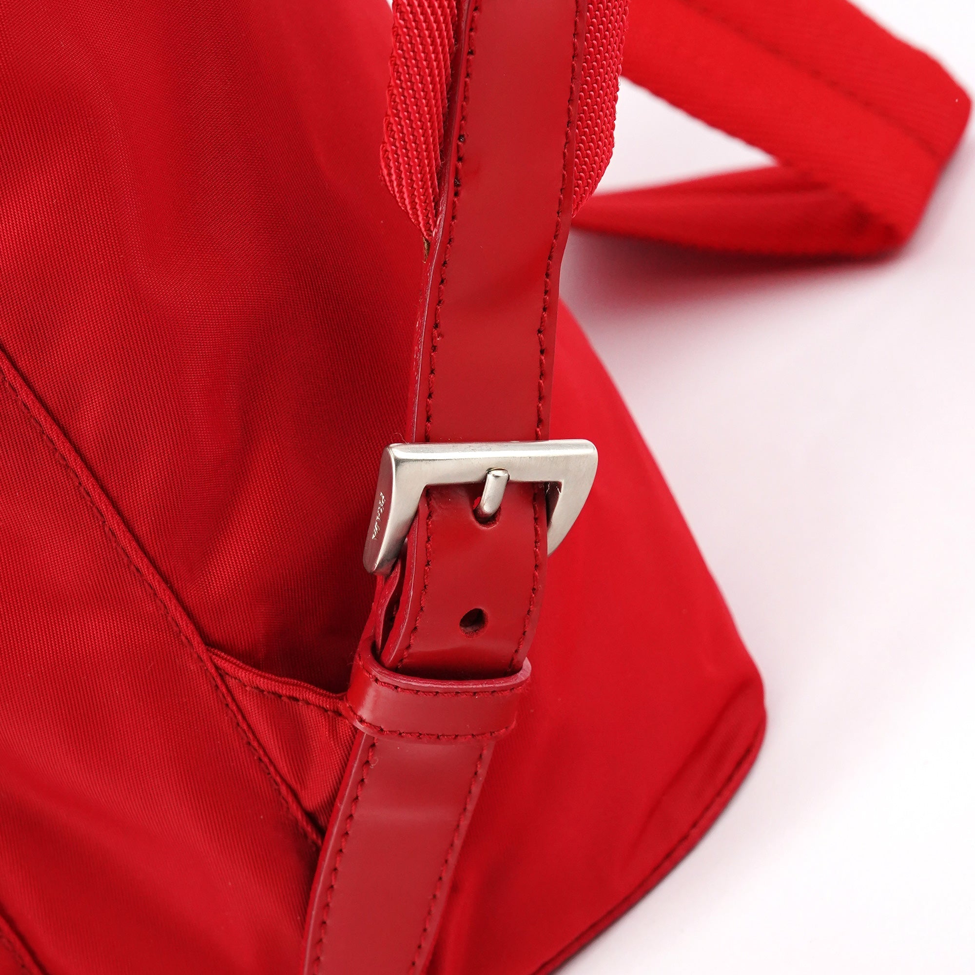 B5885 Red Tessuto Vela Backpack