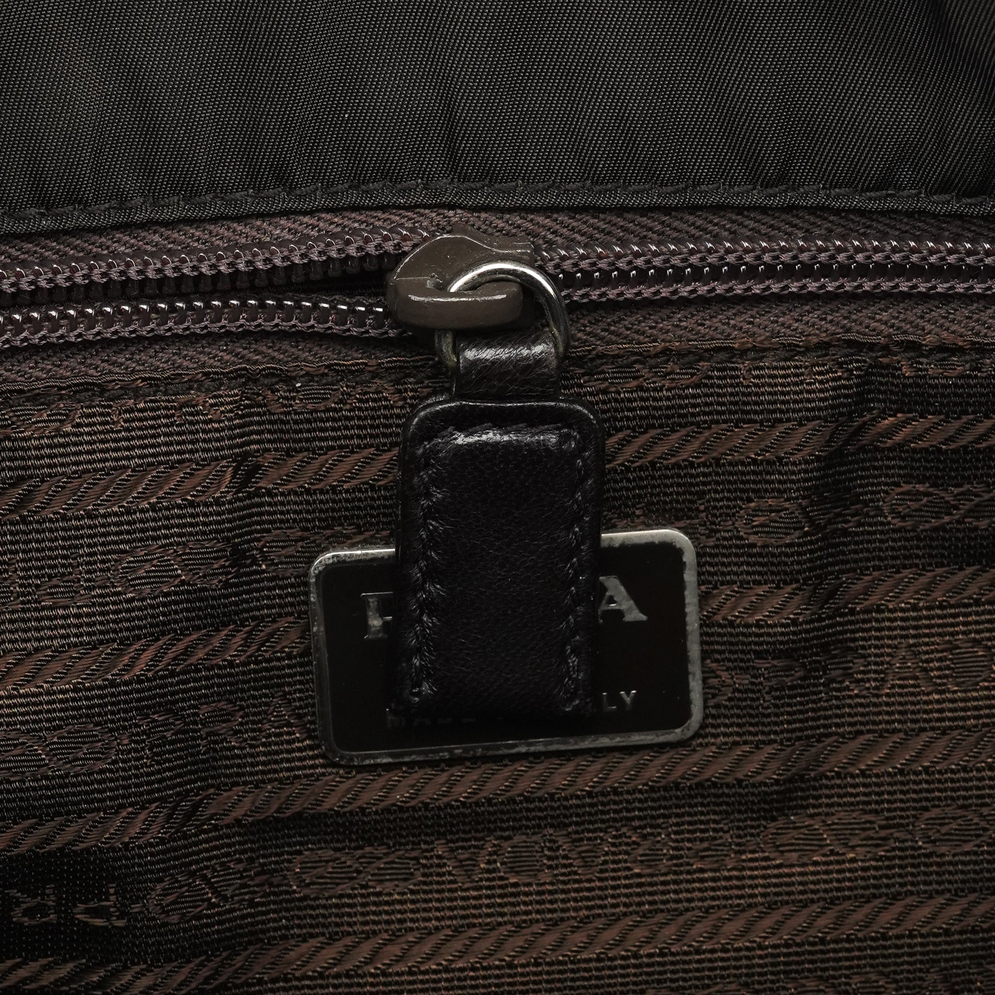B6059 Dark Green Tessuto Trend Nappa Tote Bag