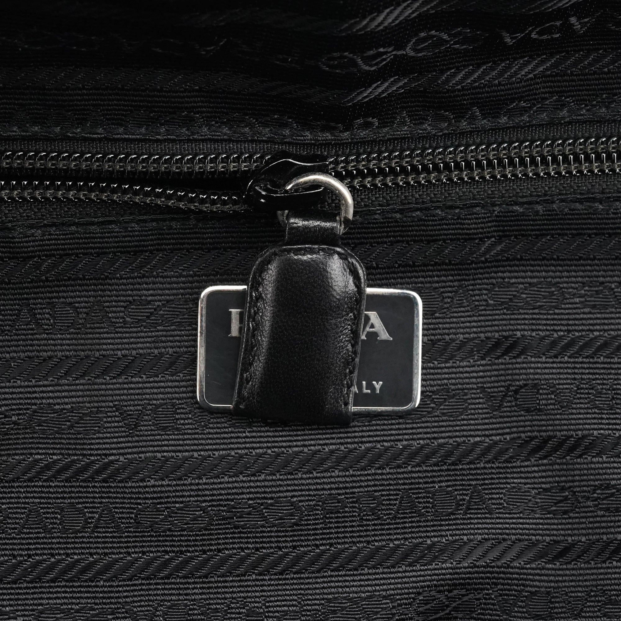 1995 Black Tessuto Trend Nappa Nylon Tote Bag