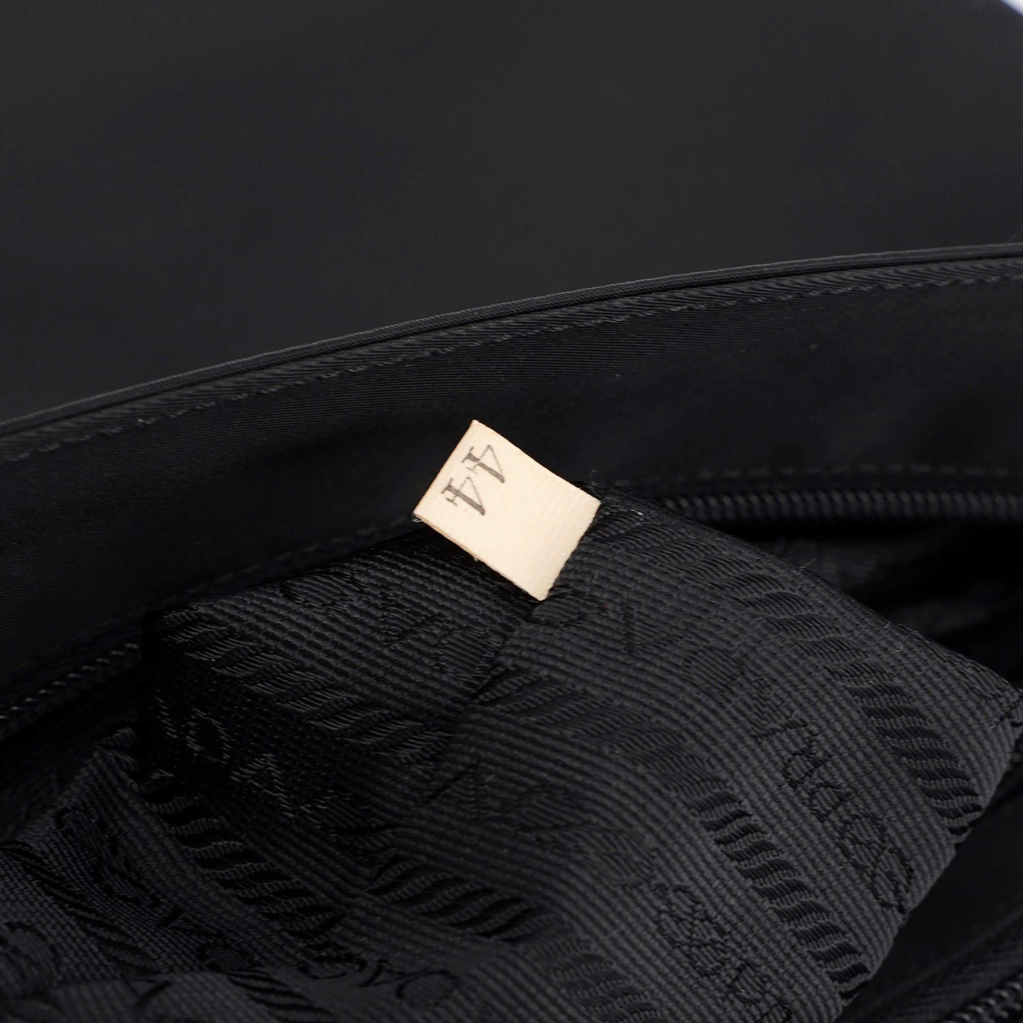B6242 Black Tessuto City Tote Bag