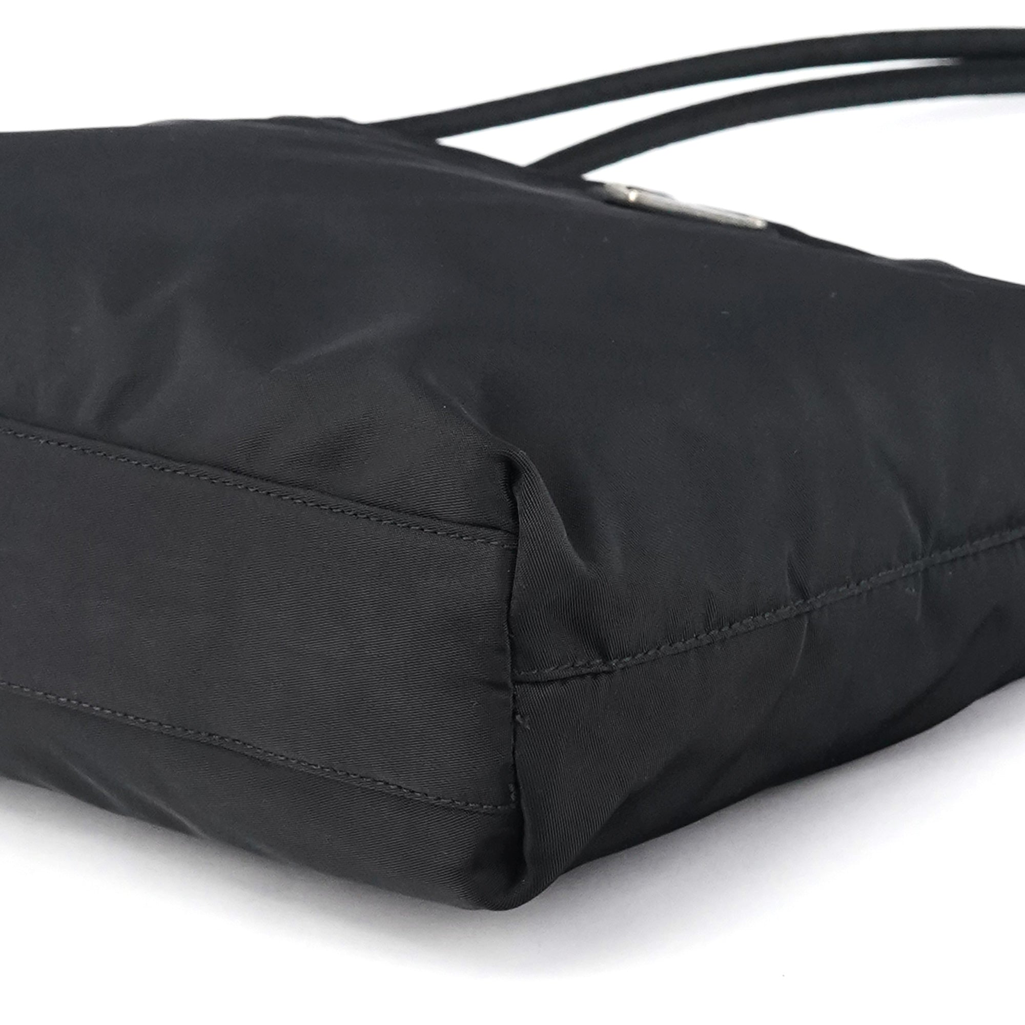 B6243 Black Tessuto City Tote Bag