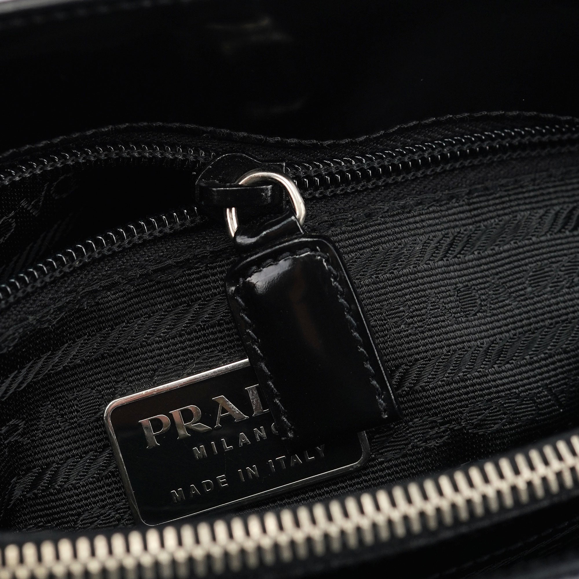 B6498 1995 Black Spazzolato Tote Bag