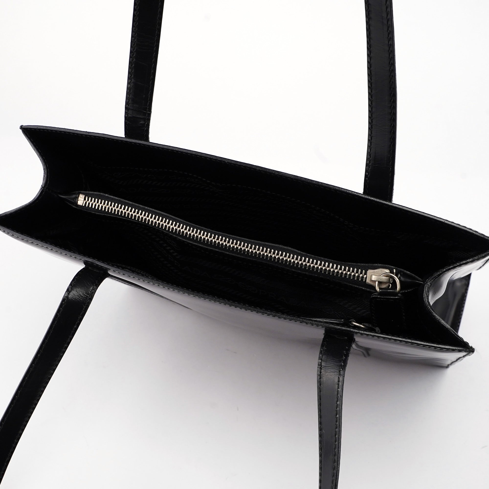 B6498 Black Spazzolato Tote
