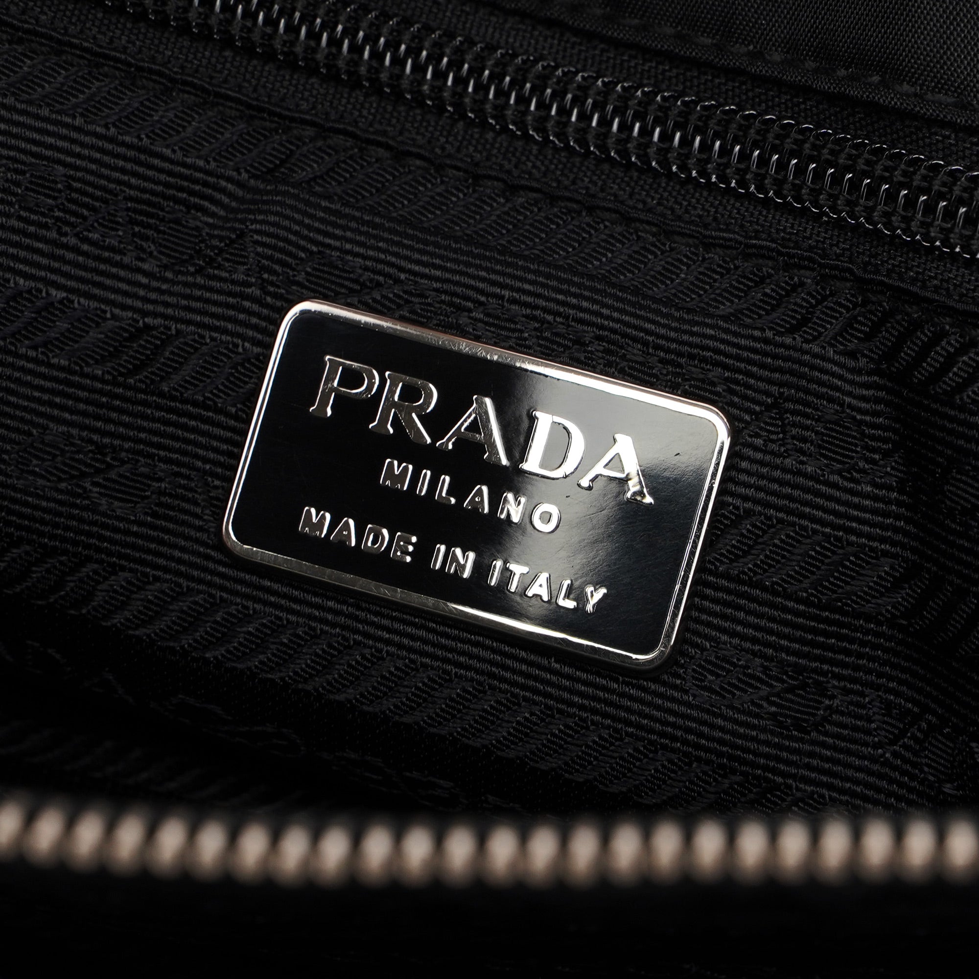 B6542 Black Tessuto Shoulder Bag