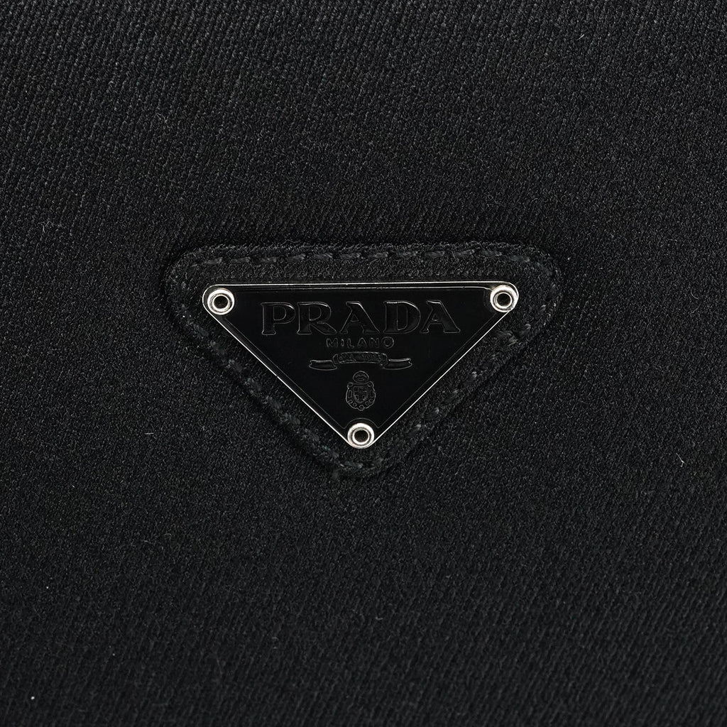 B6621 Black Tessuto Swing Chain Shoulder Bag