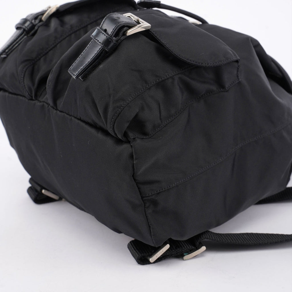 B6677F Black Backpack