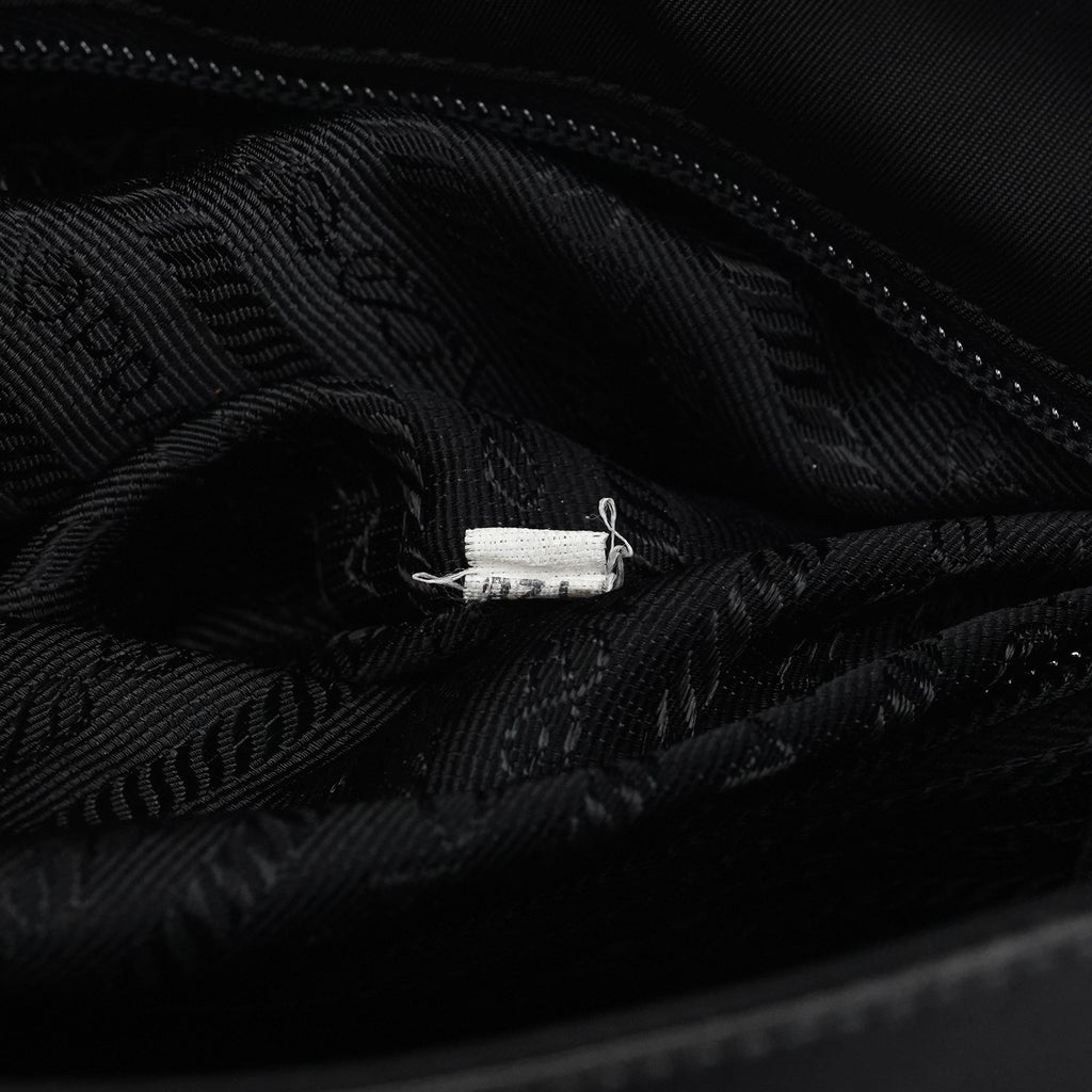 B7177 Black Nappa Tessuto Shoulder Bag