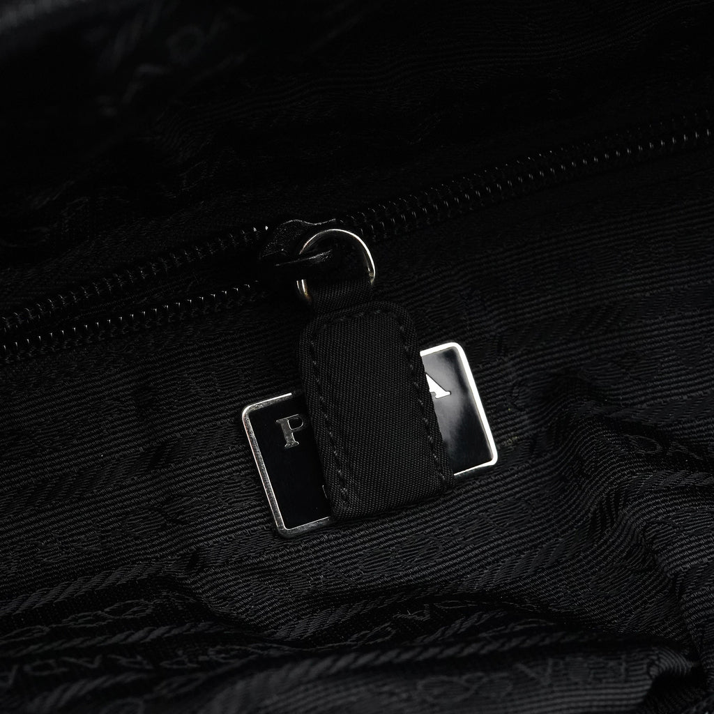 B7276 Black Nylon Tessuto City Tote Bag