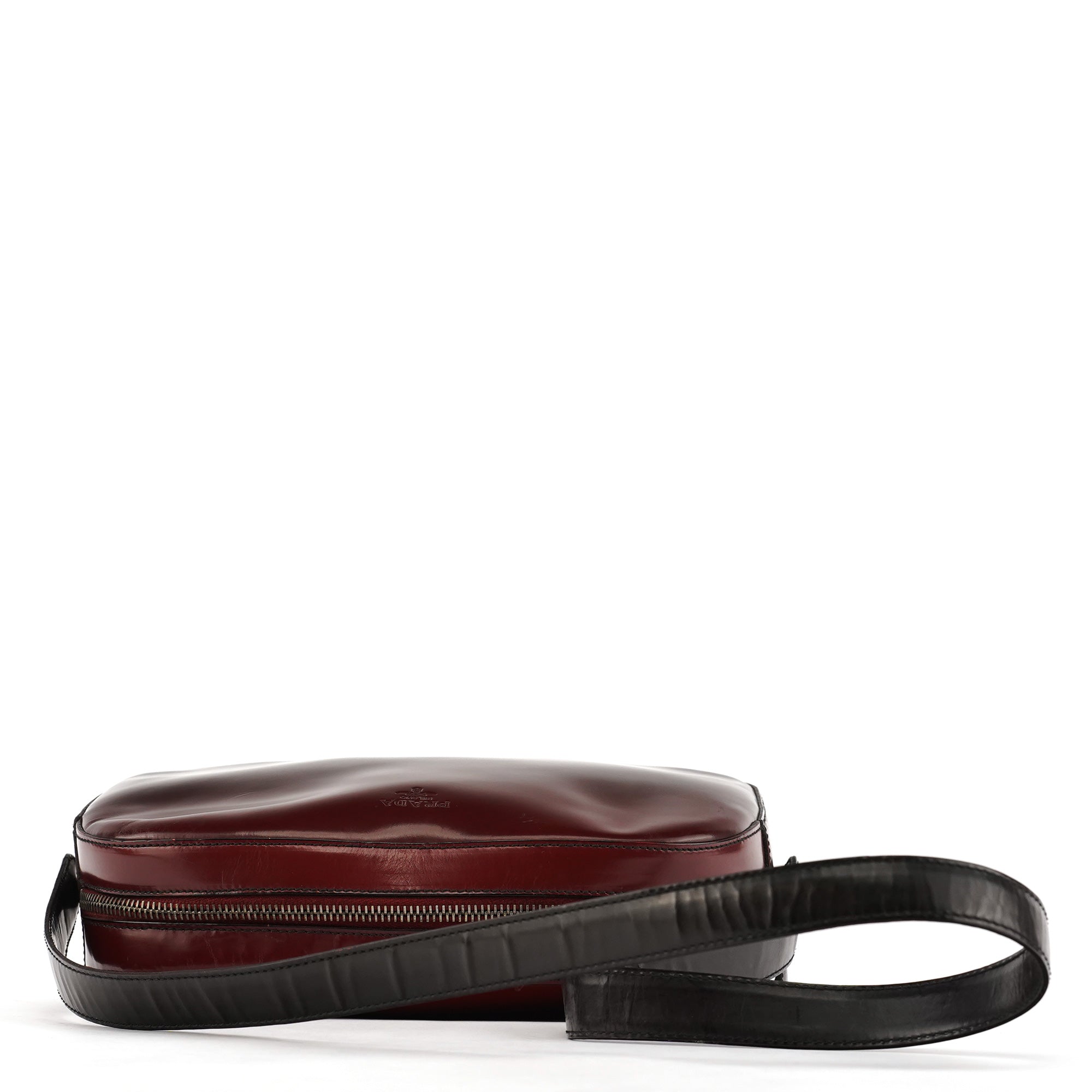 B7447 Burgundy Spazzolato Leather Shoulder Bag