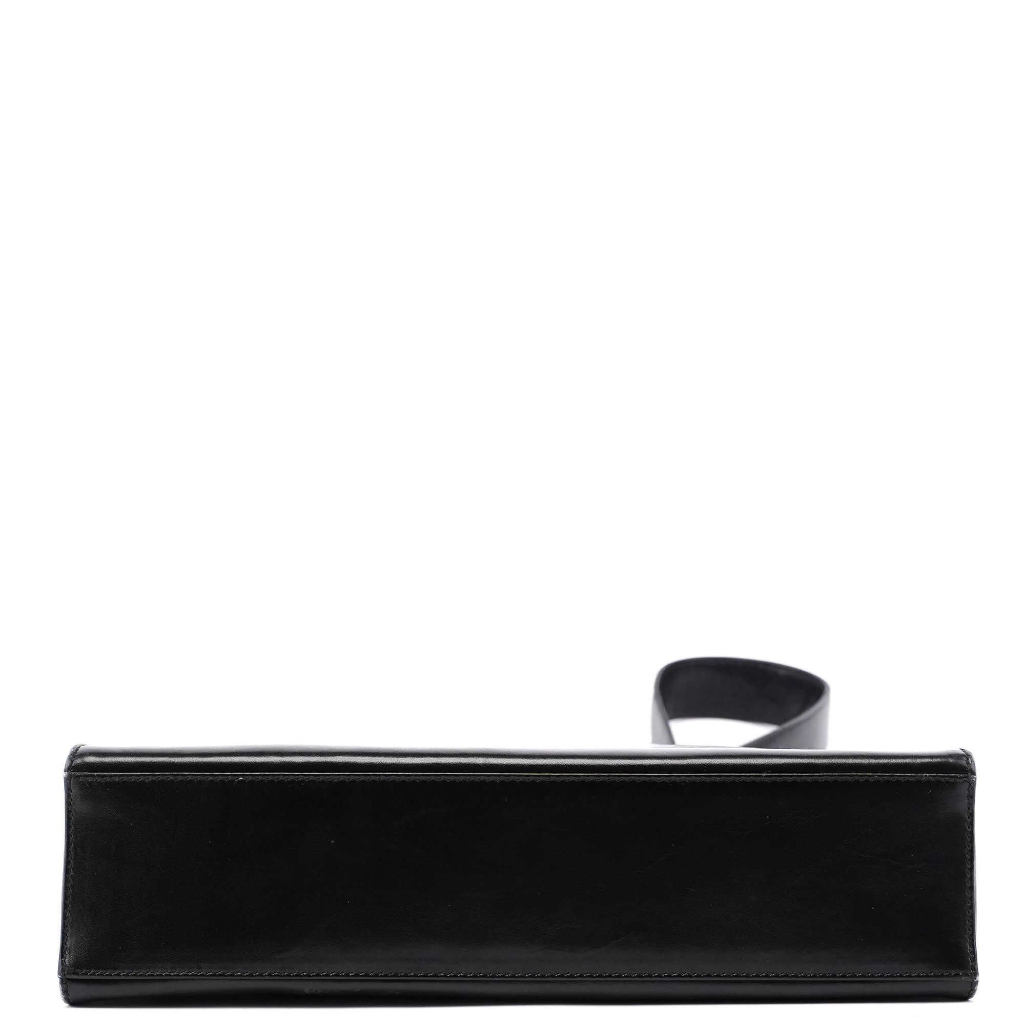 B7492 Black Calfskin Vitello Smalt Shoulder Bag