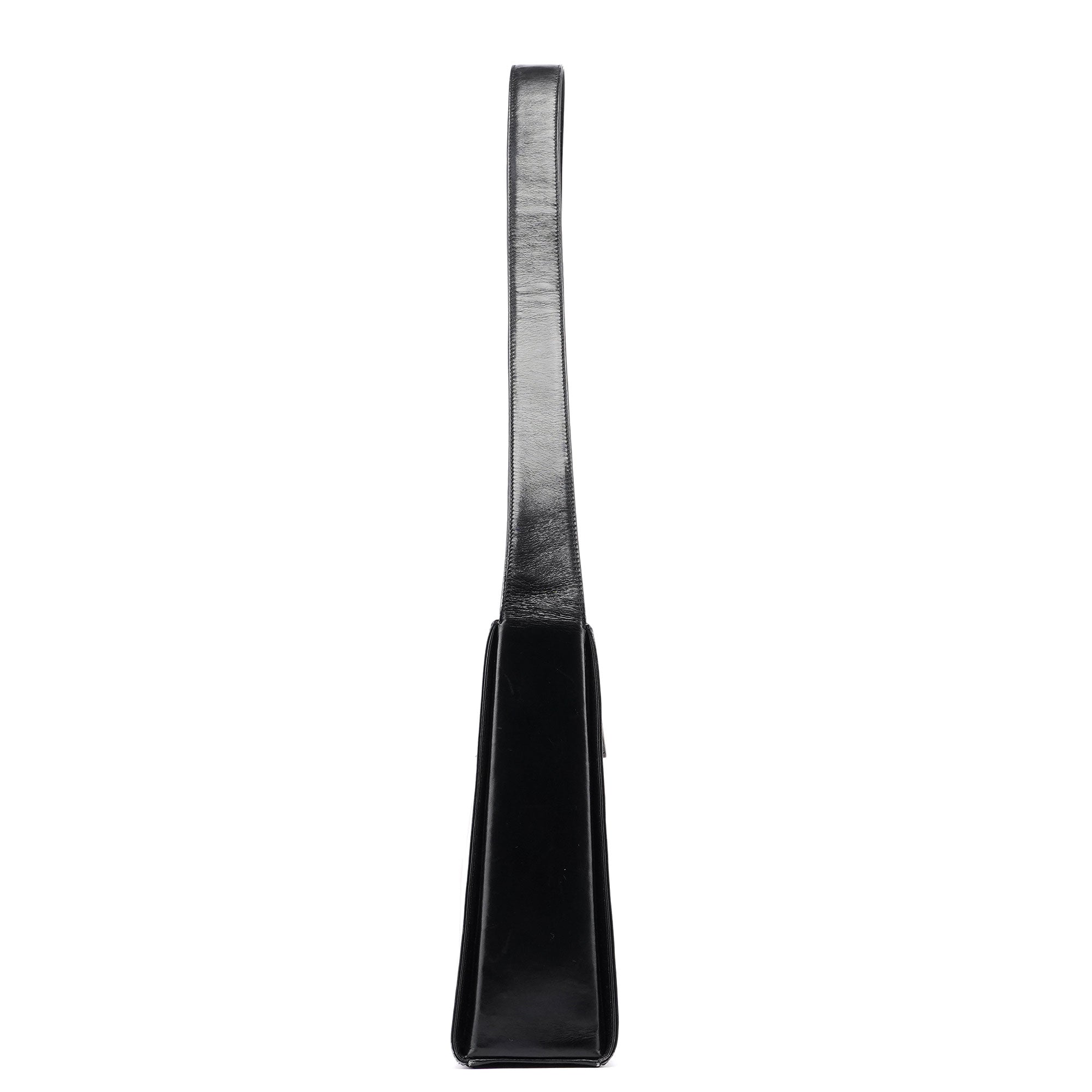 B7492 Black Calfskin Vitello Smalt Shoulder Bag
