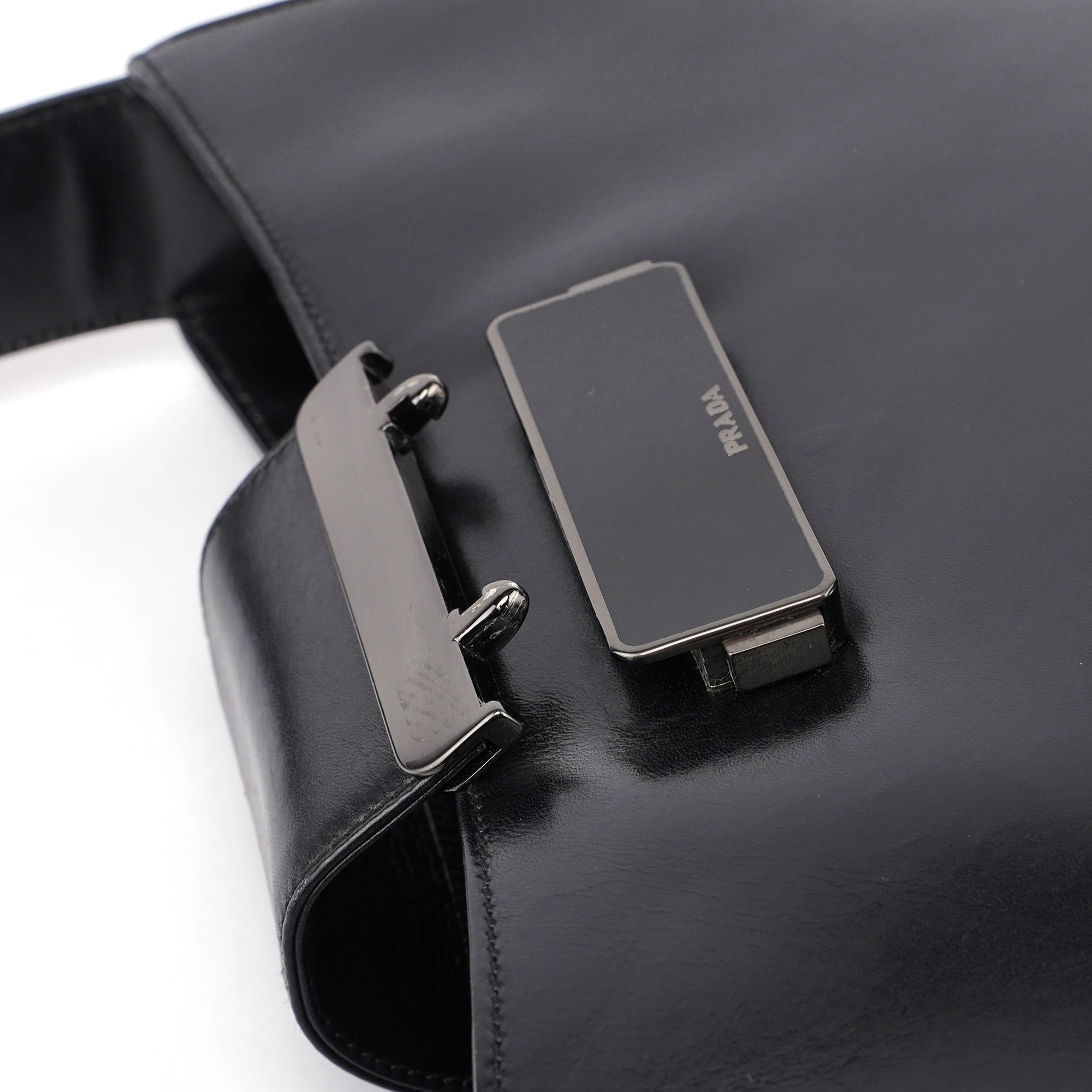 B7492 Black Calfskin Vitello Smalt Shoulder Bag