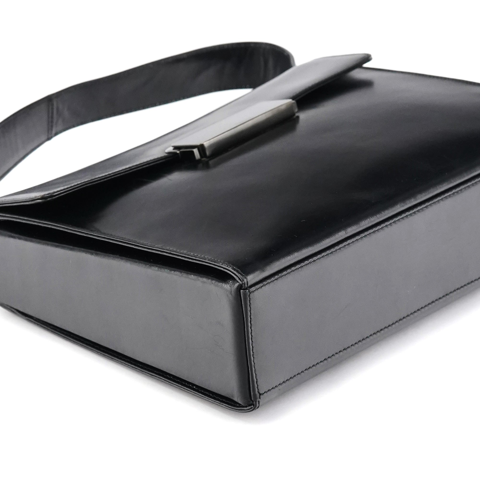B7495 Black Leather Flap Shoulder Bag
