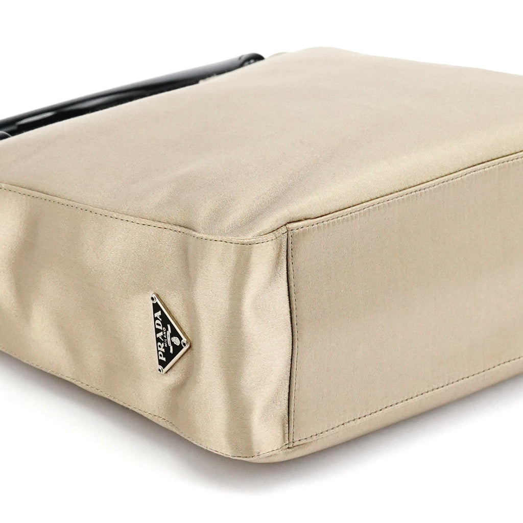 B8572 Beige Raso Plex Satin Plastic Tote Bag