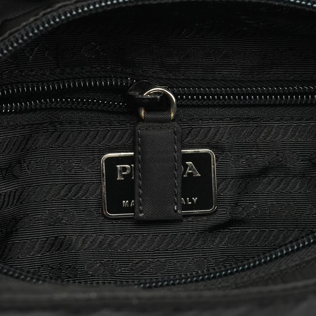 B9225 Black Tessuto Impuntu Nylon Tote Bag