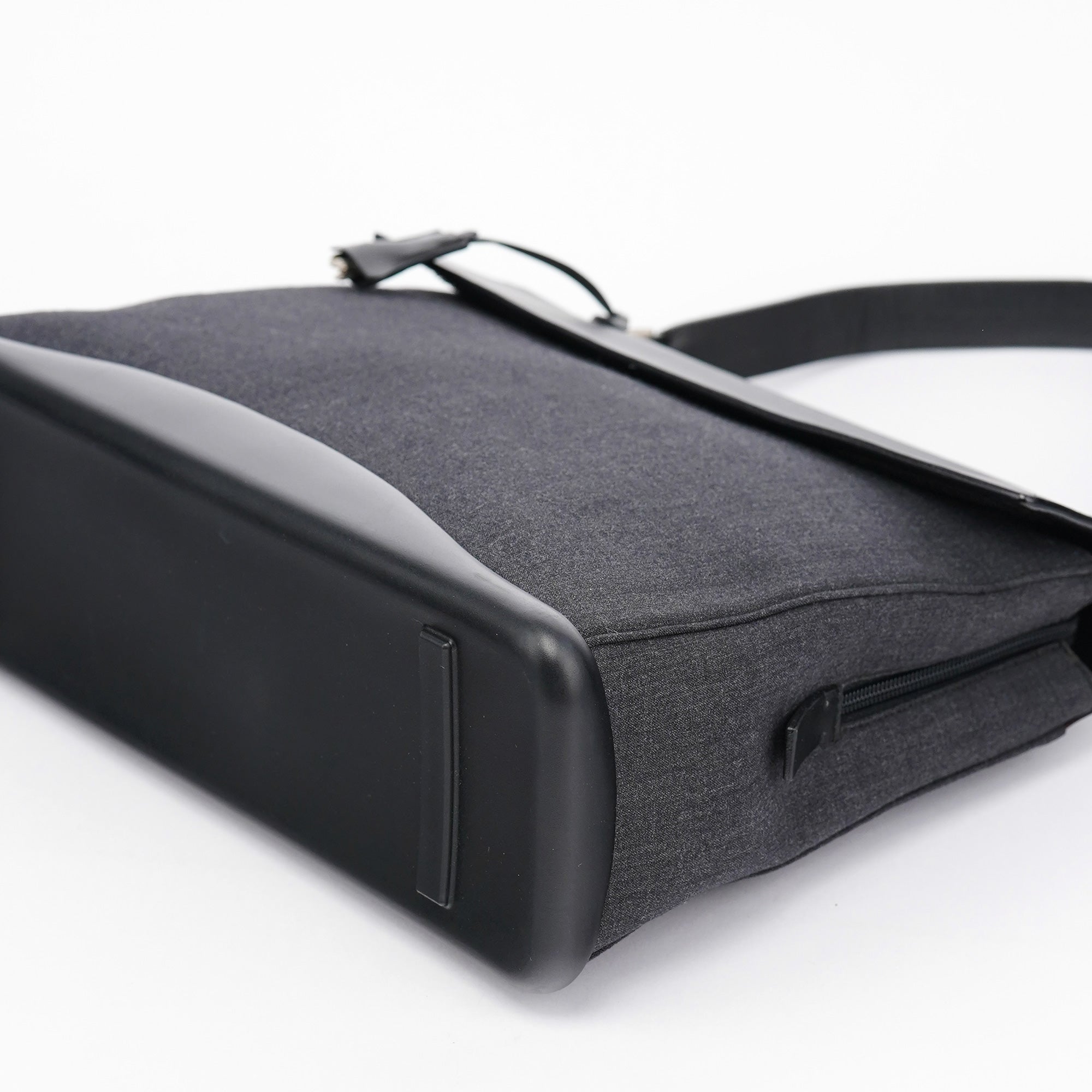 B9282 Black Calfskin Nylon Top Handle Keylock Bag