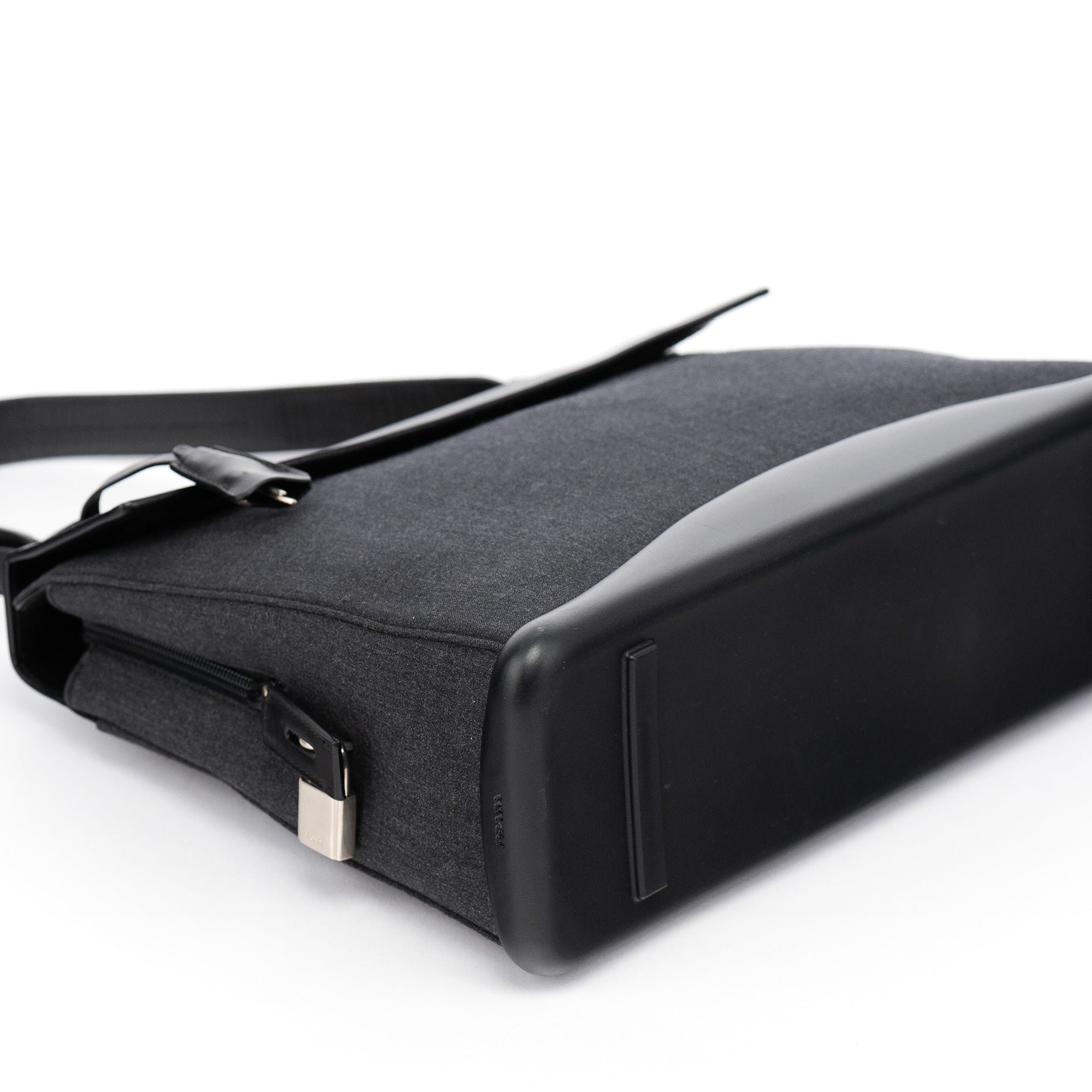 B9282 Black Calfskin Nylon Top Handle Keylock Bag
