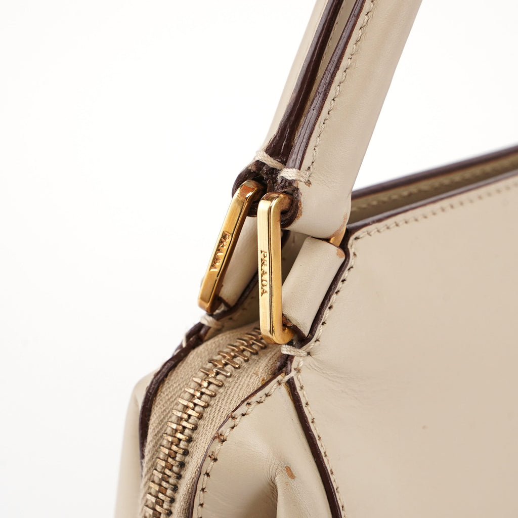 Beige Vitello Chic Bag