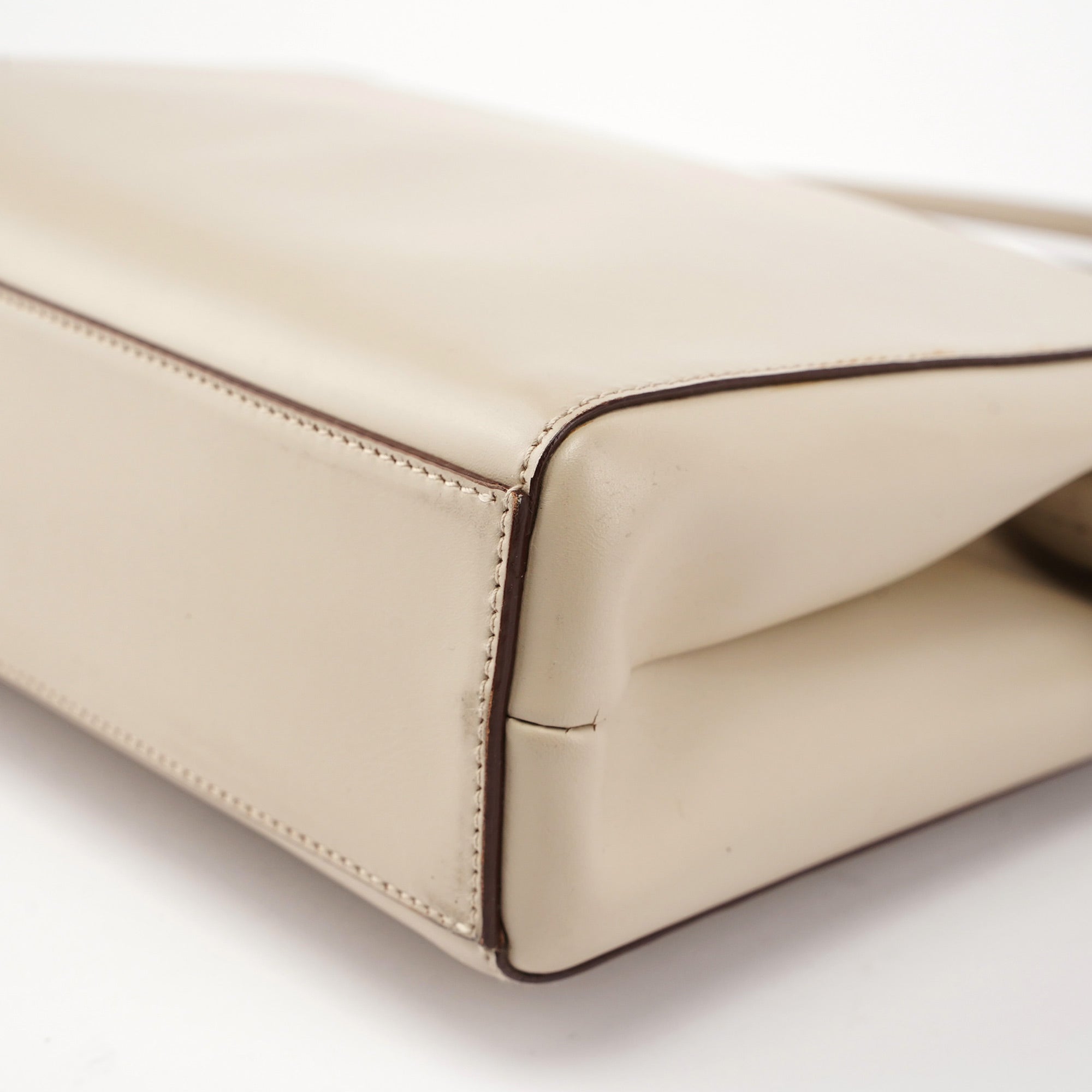 Beige Vitello Chic Bag