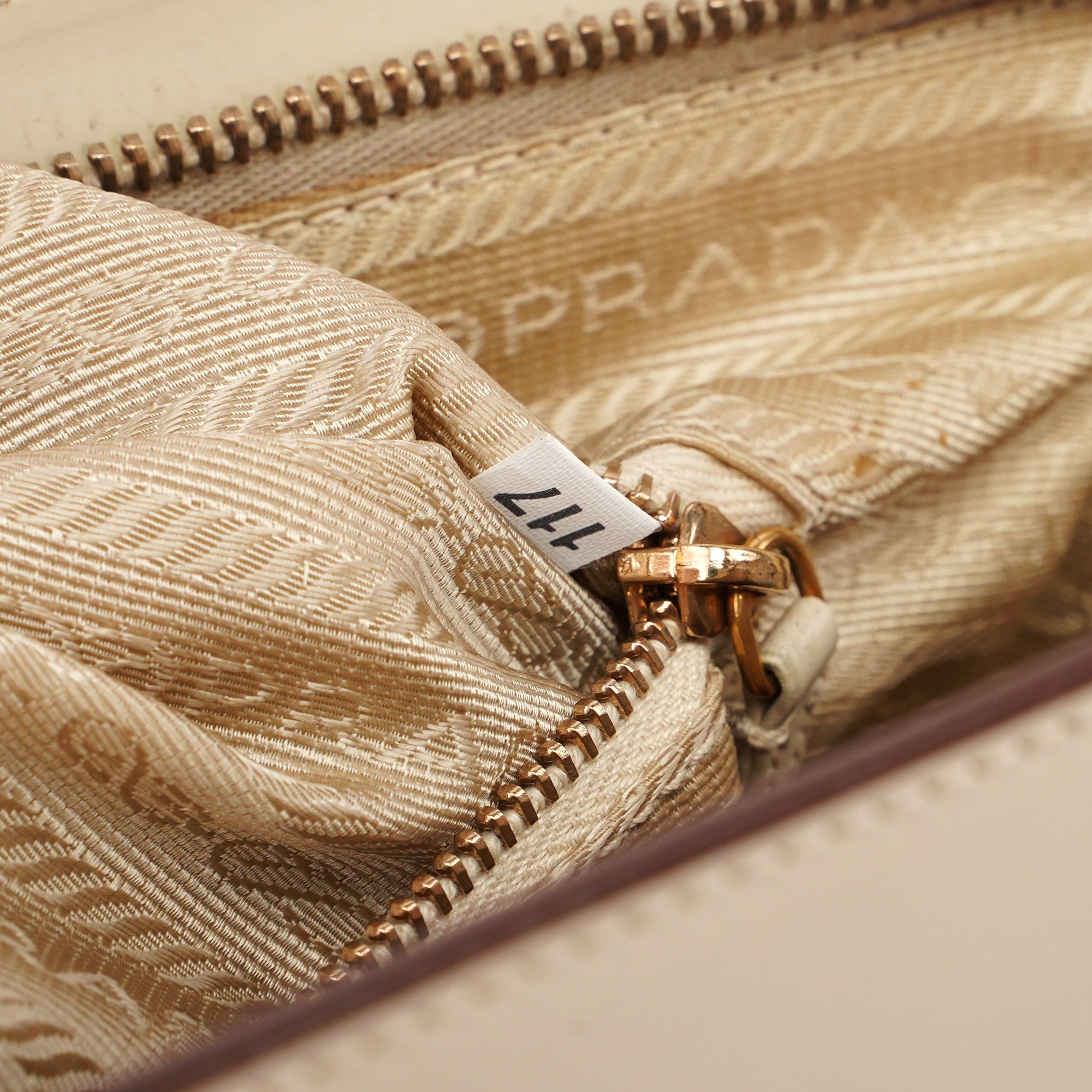 Beige Vitello Chic Bag