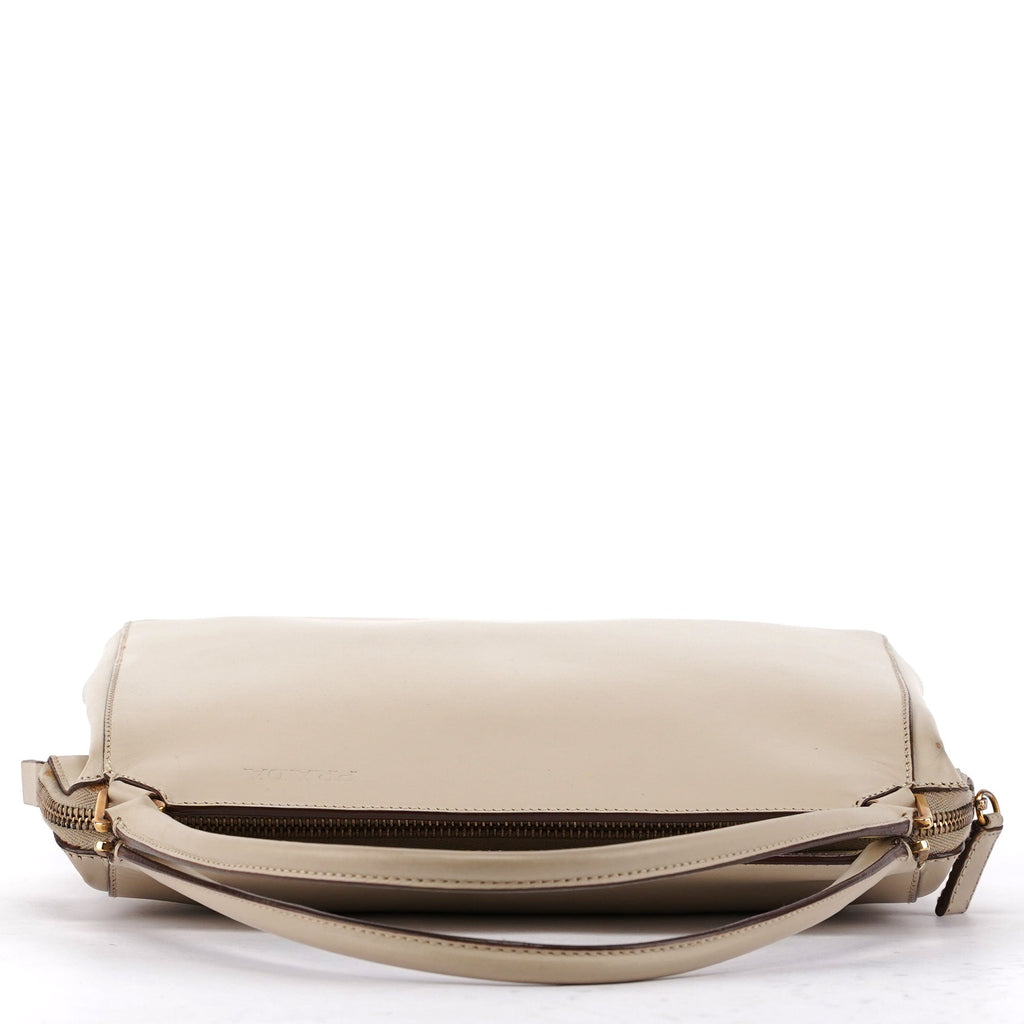 Beige Vitello Chic Bag