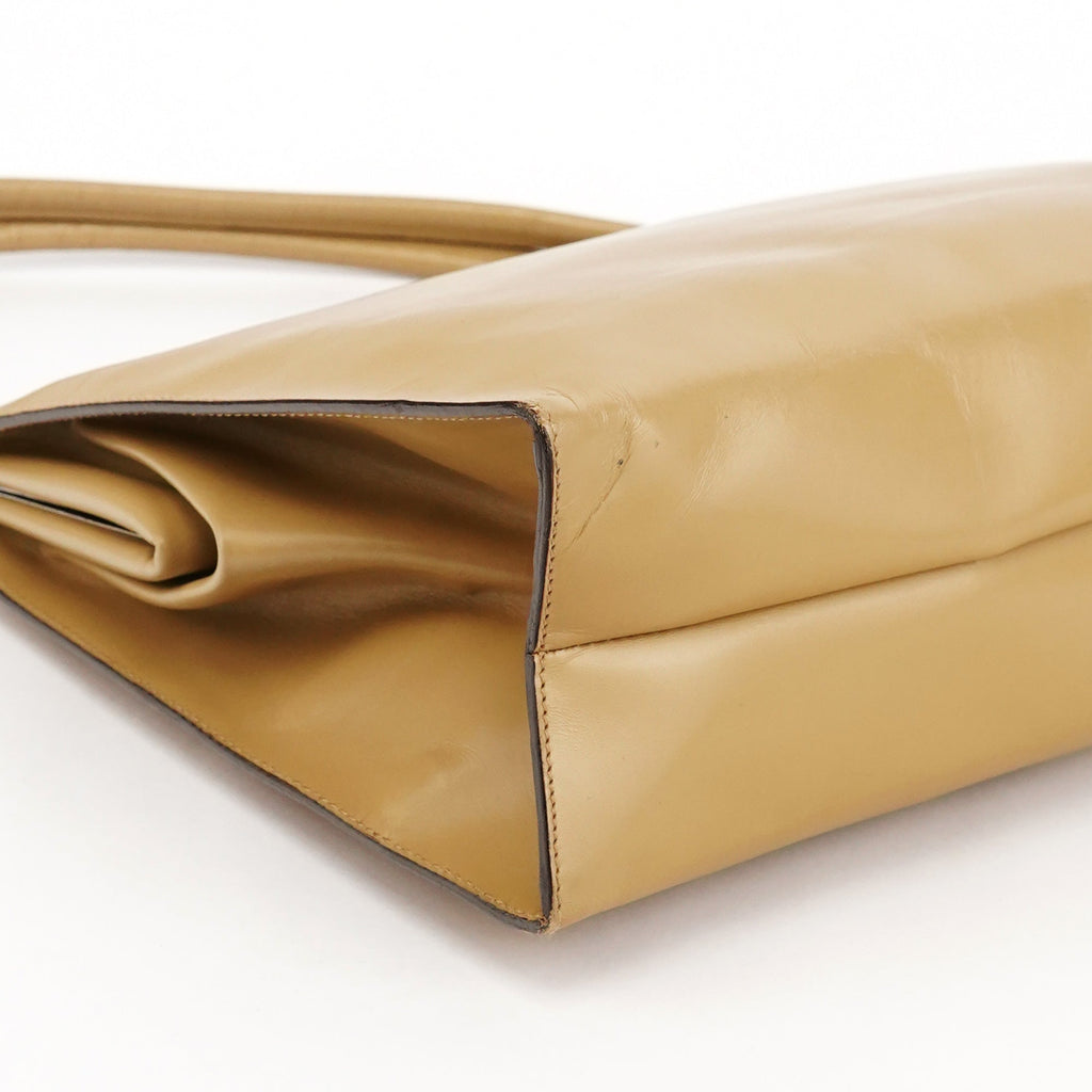 Soft Yellow Vitello Chic Shoulder Bag