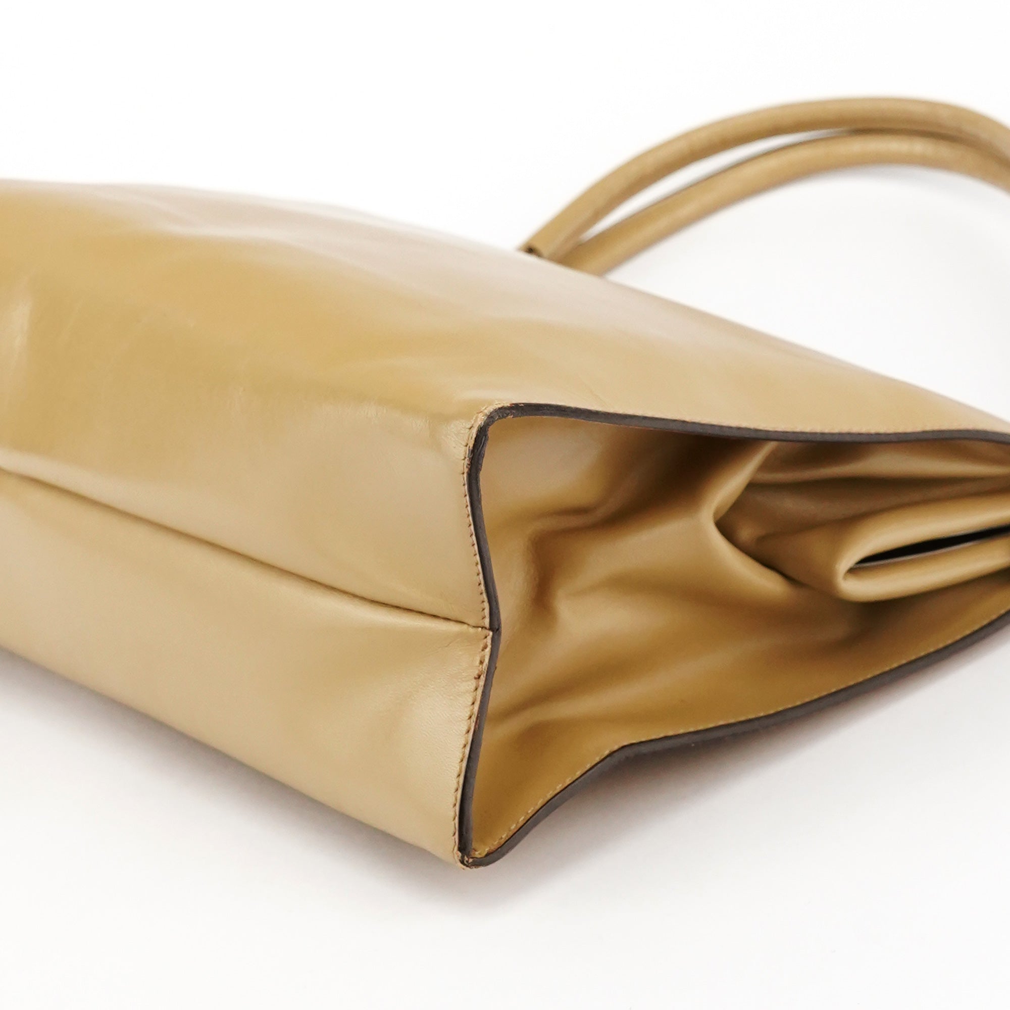 Soft Yellow Vitello Chic Shoulder Bag