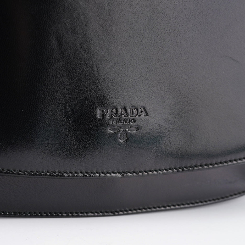 Black Calfskin Madras Swing Chain Shoulder Bag